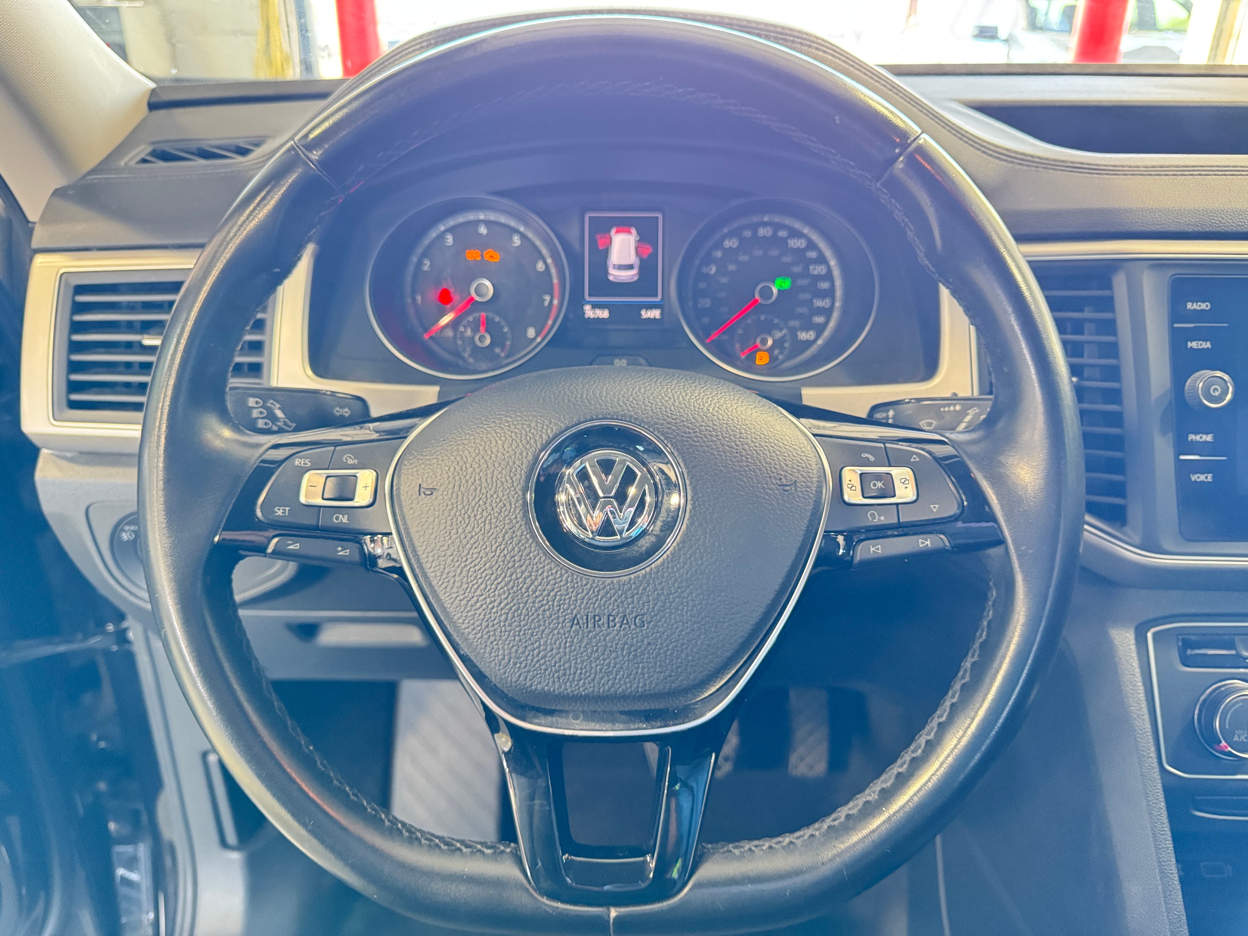 2018 Volkswagen Atlas SE 4