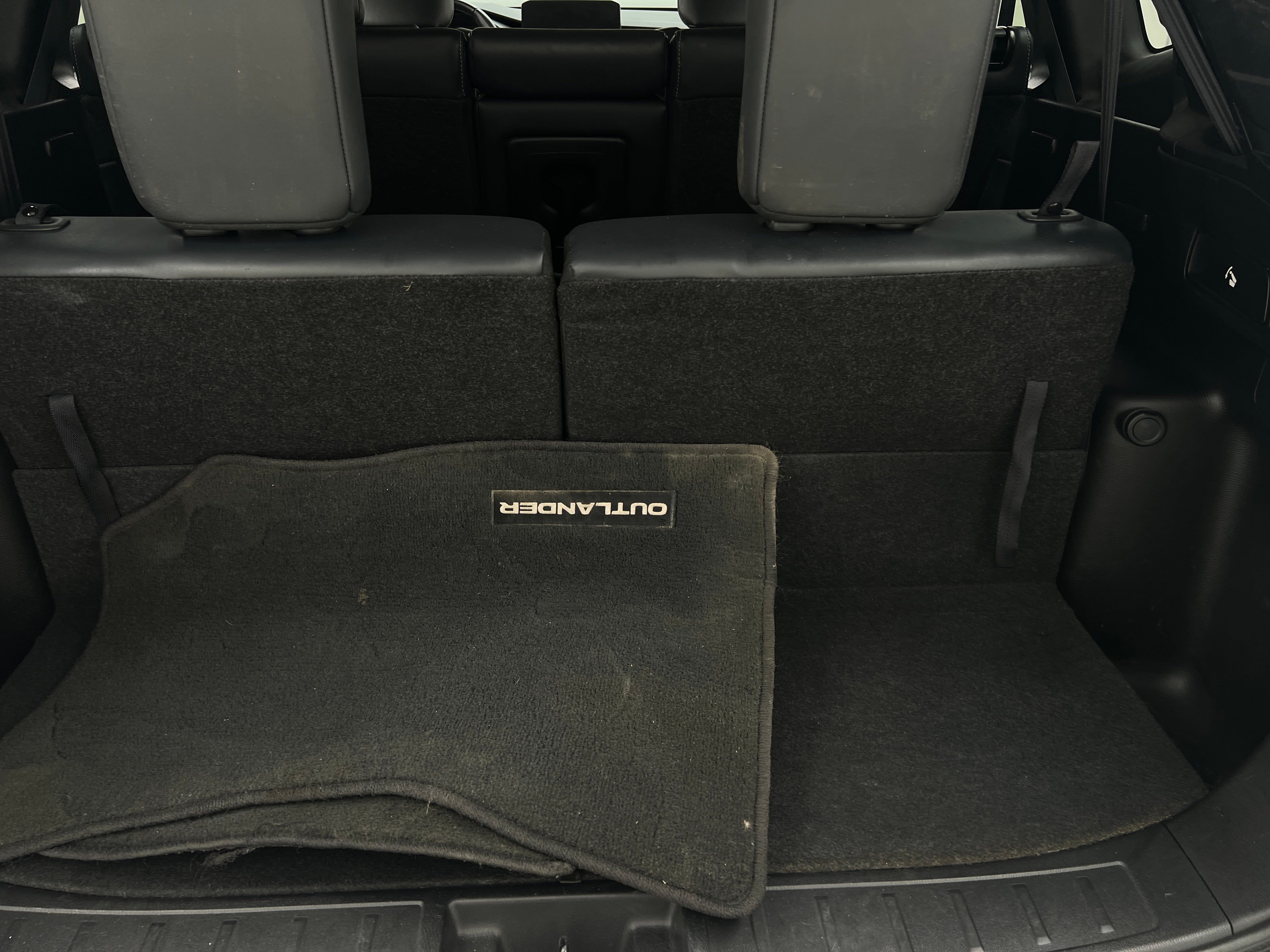2024 Mitsubishi Outlander SE 6