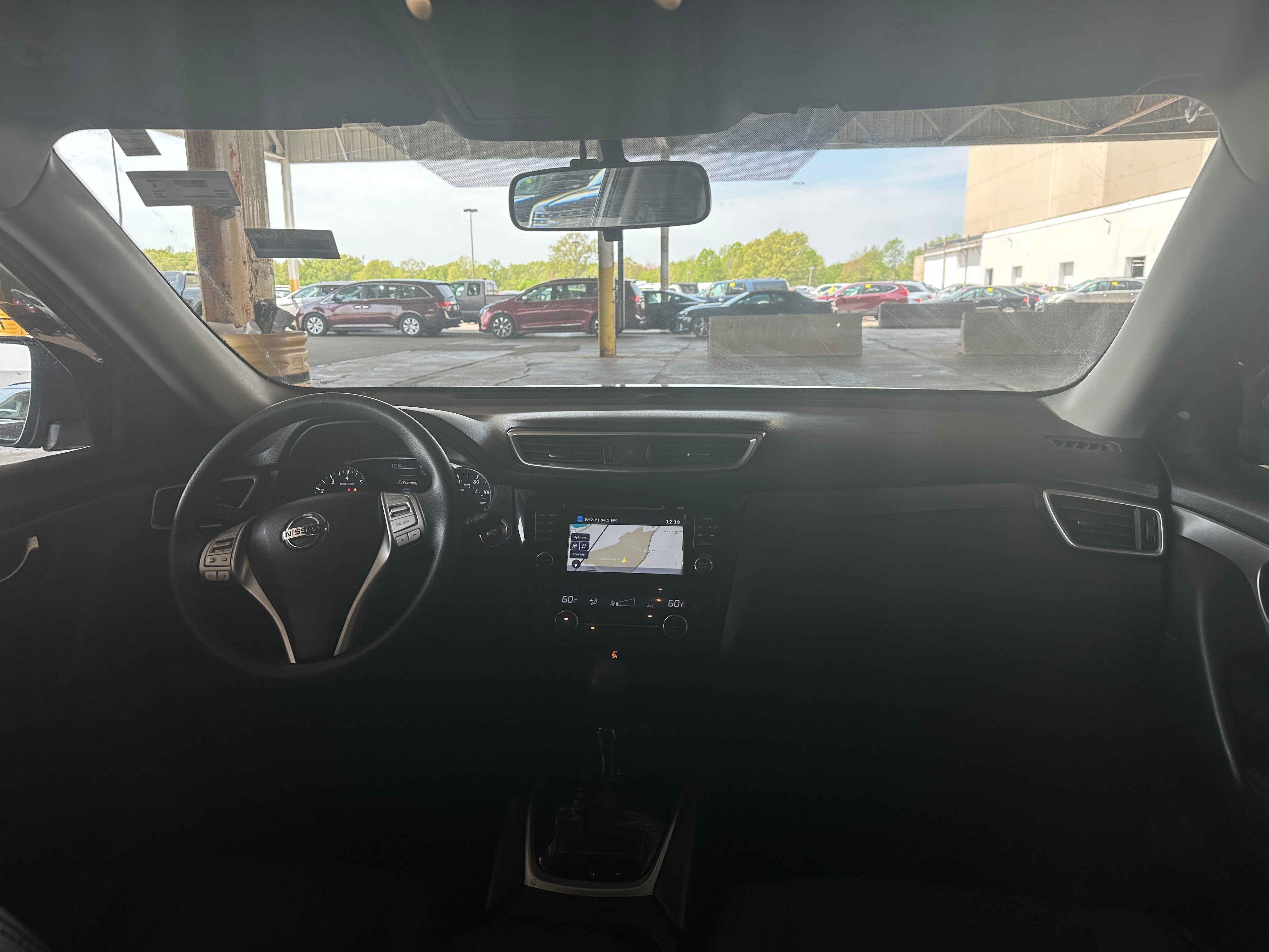 2015 Nissan Rogue SV 3