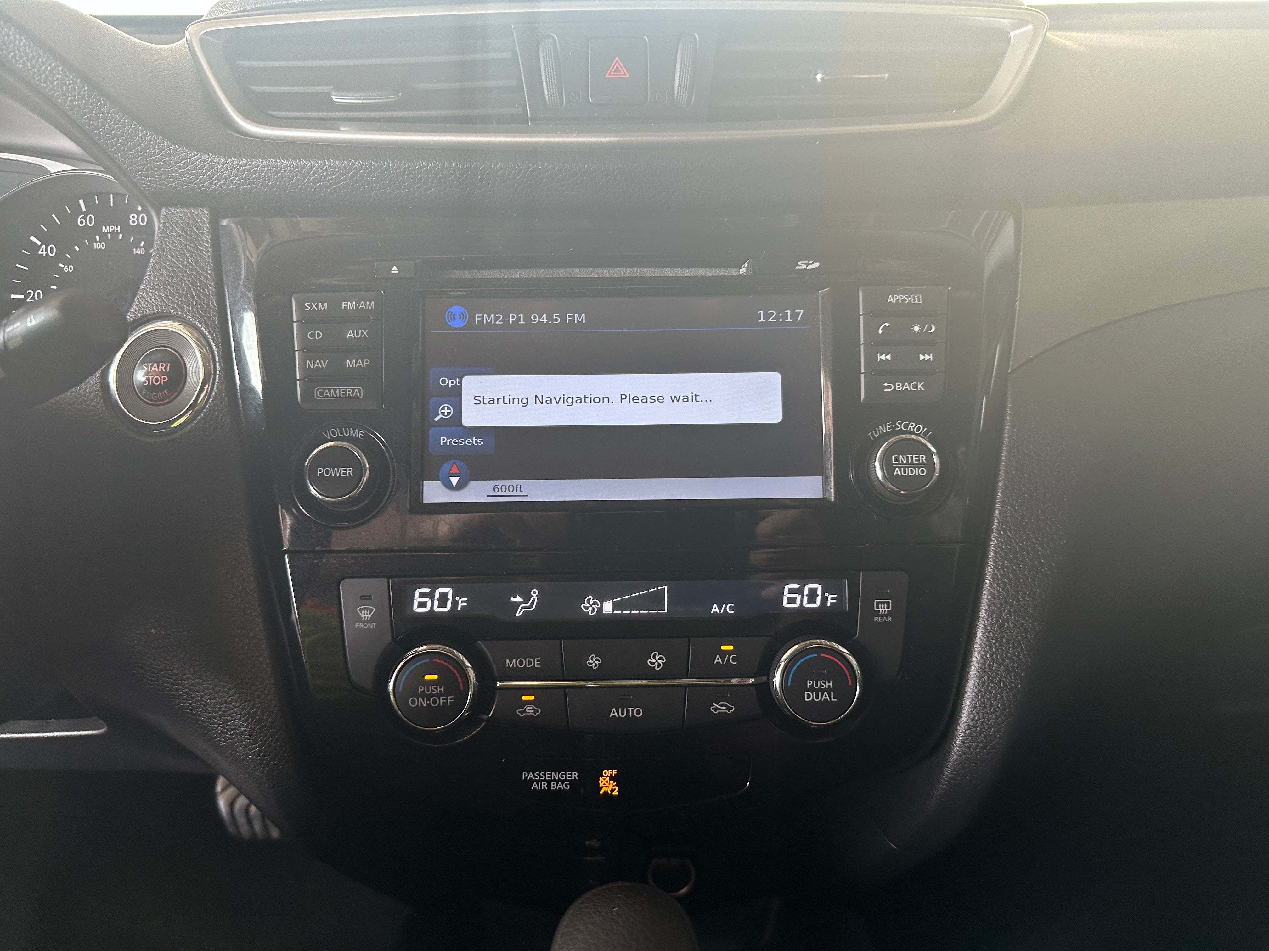 2015 Nissan Rogue SV 4