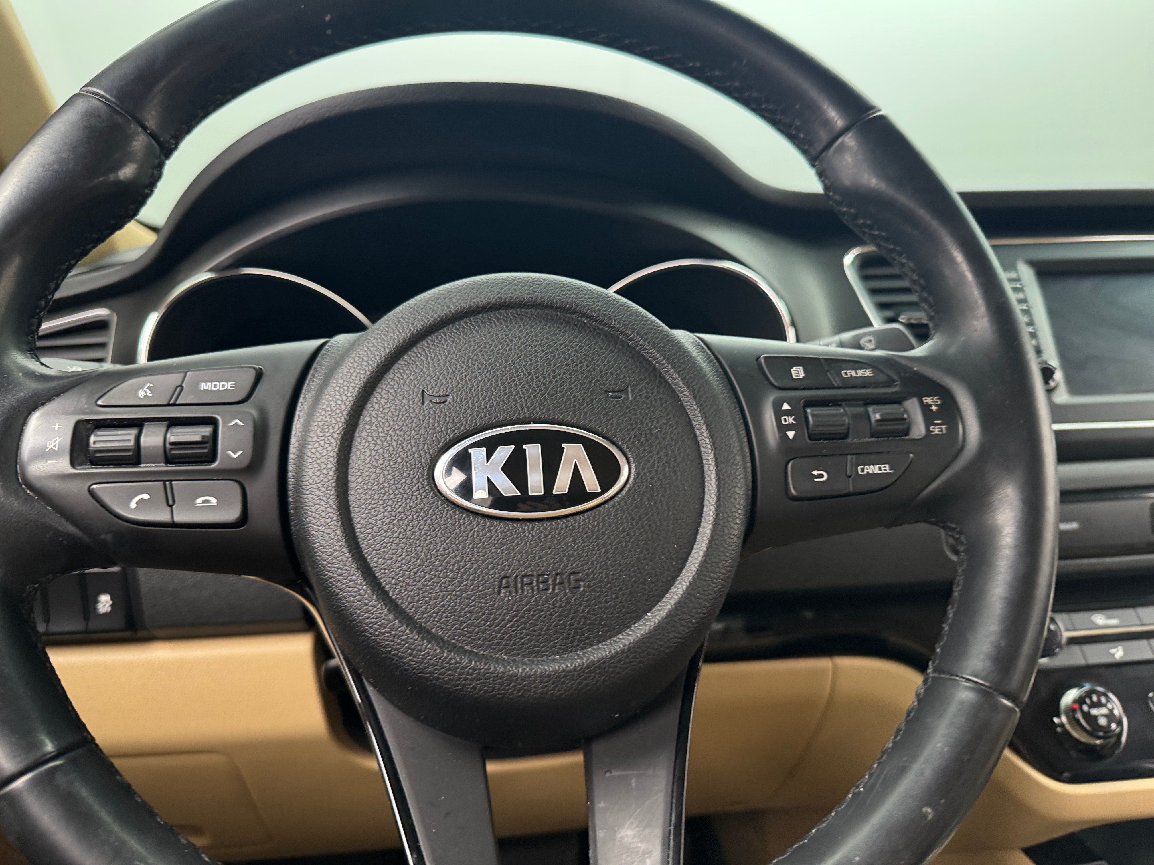 2019 Kia Sedona EX 4