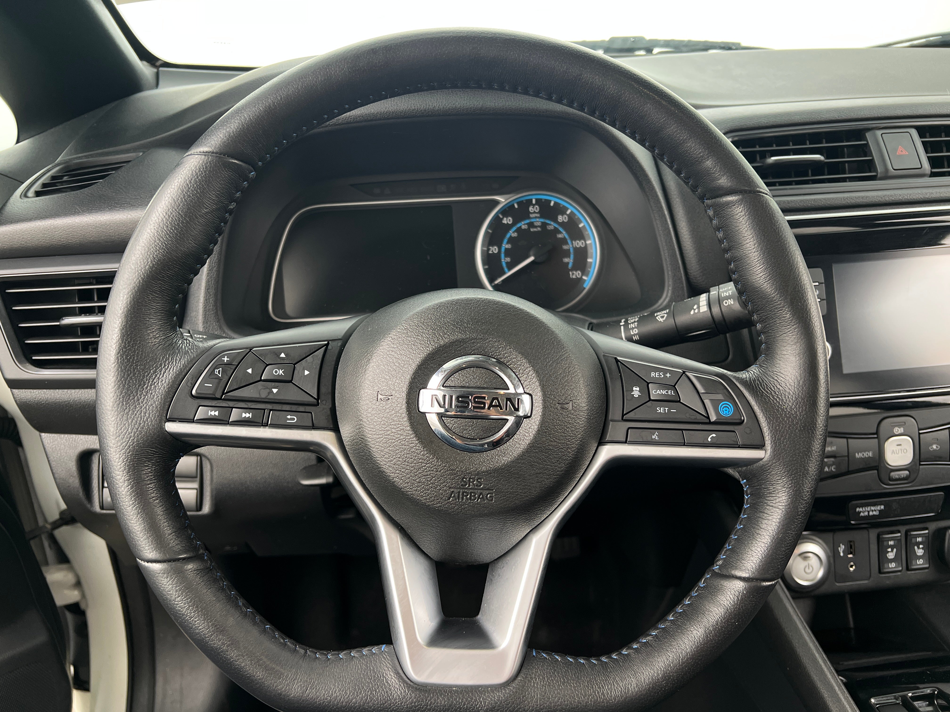 2018 Nissan Leaf SV 5