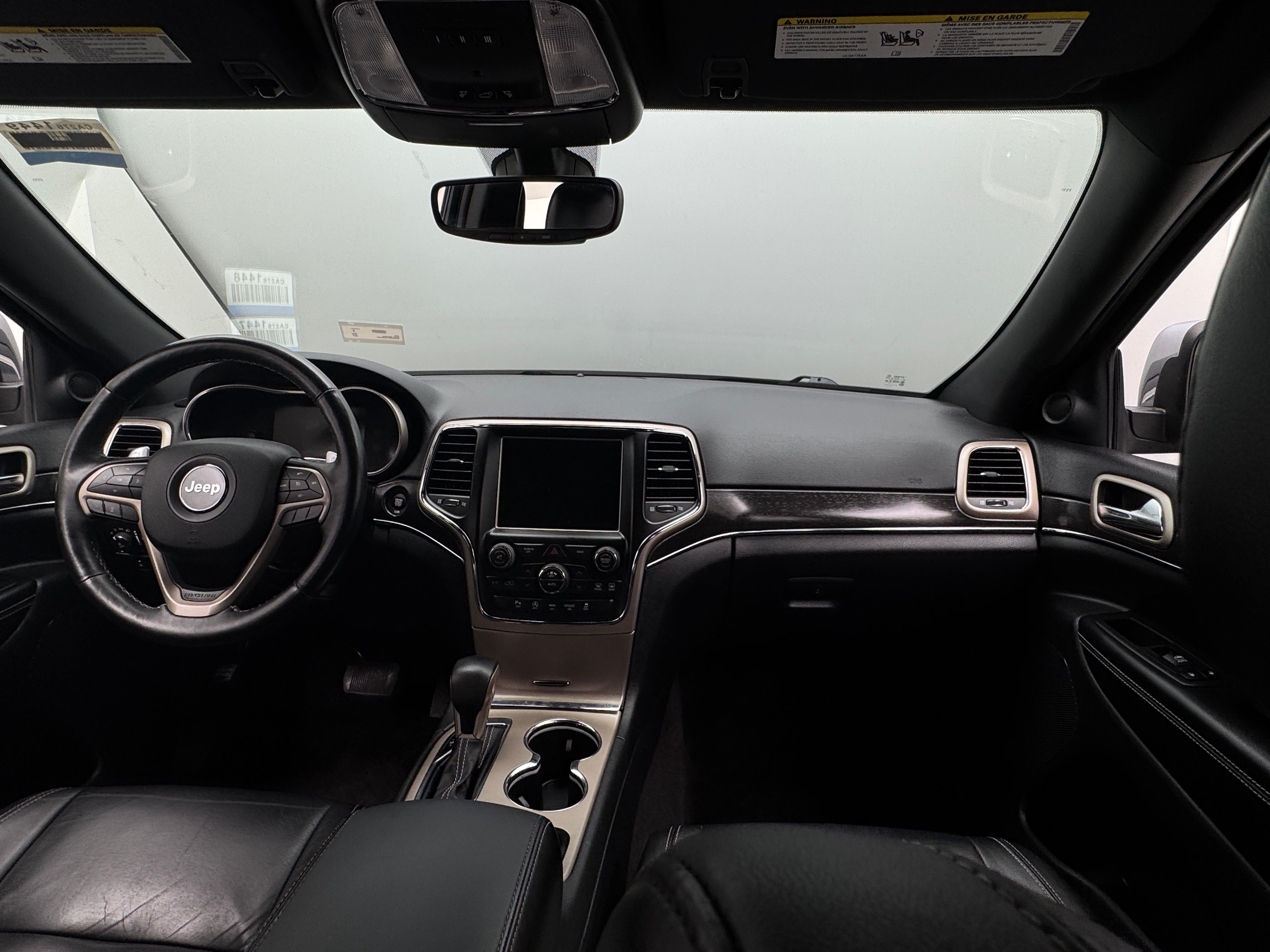 2017 Jeep Grand Cherokee Limited Edition 2