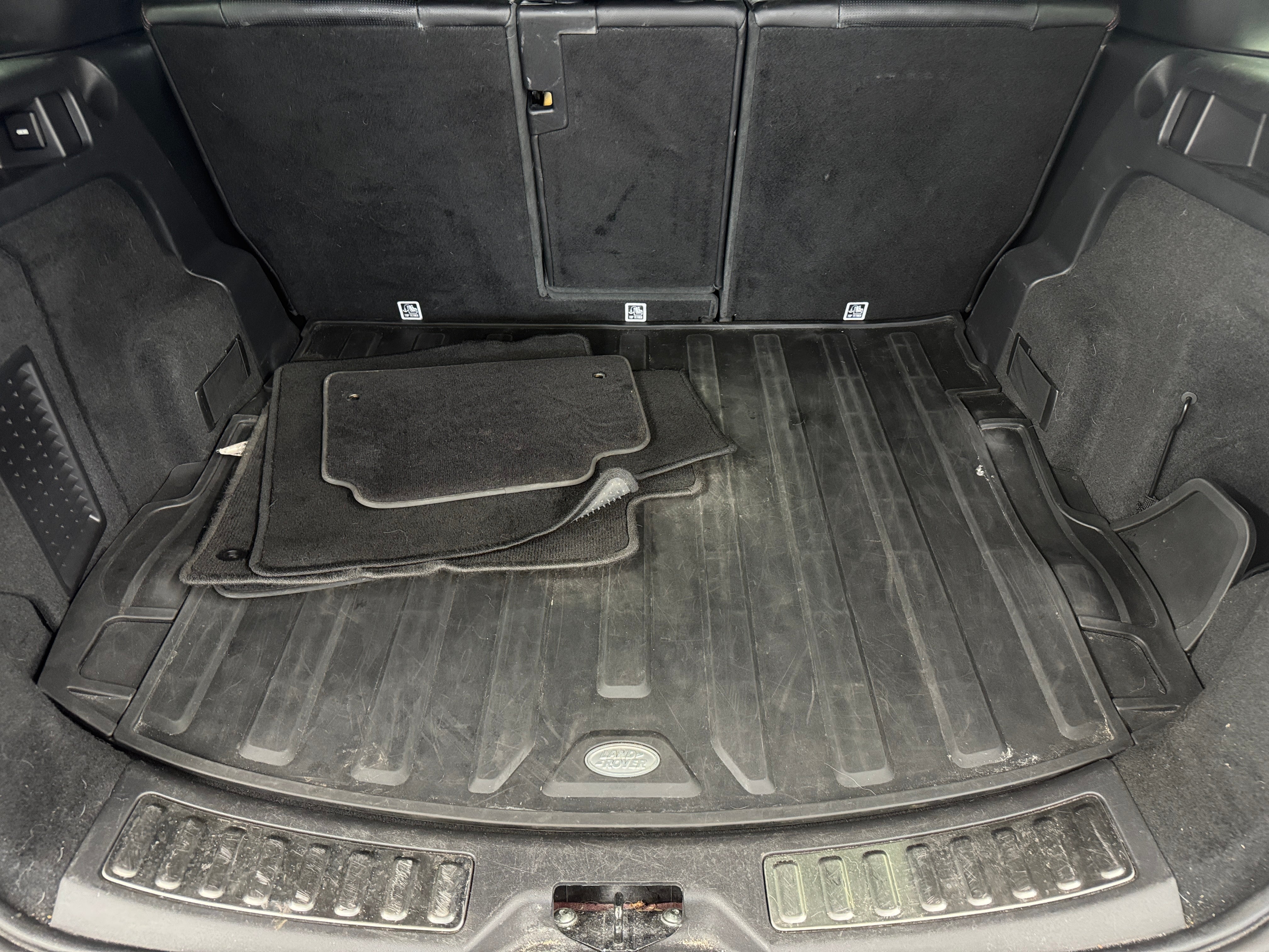 2020 Land Rover Discovery Sport R-Dynamic S 6