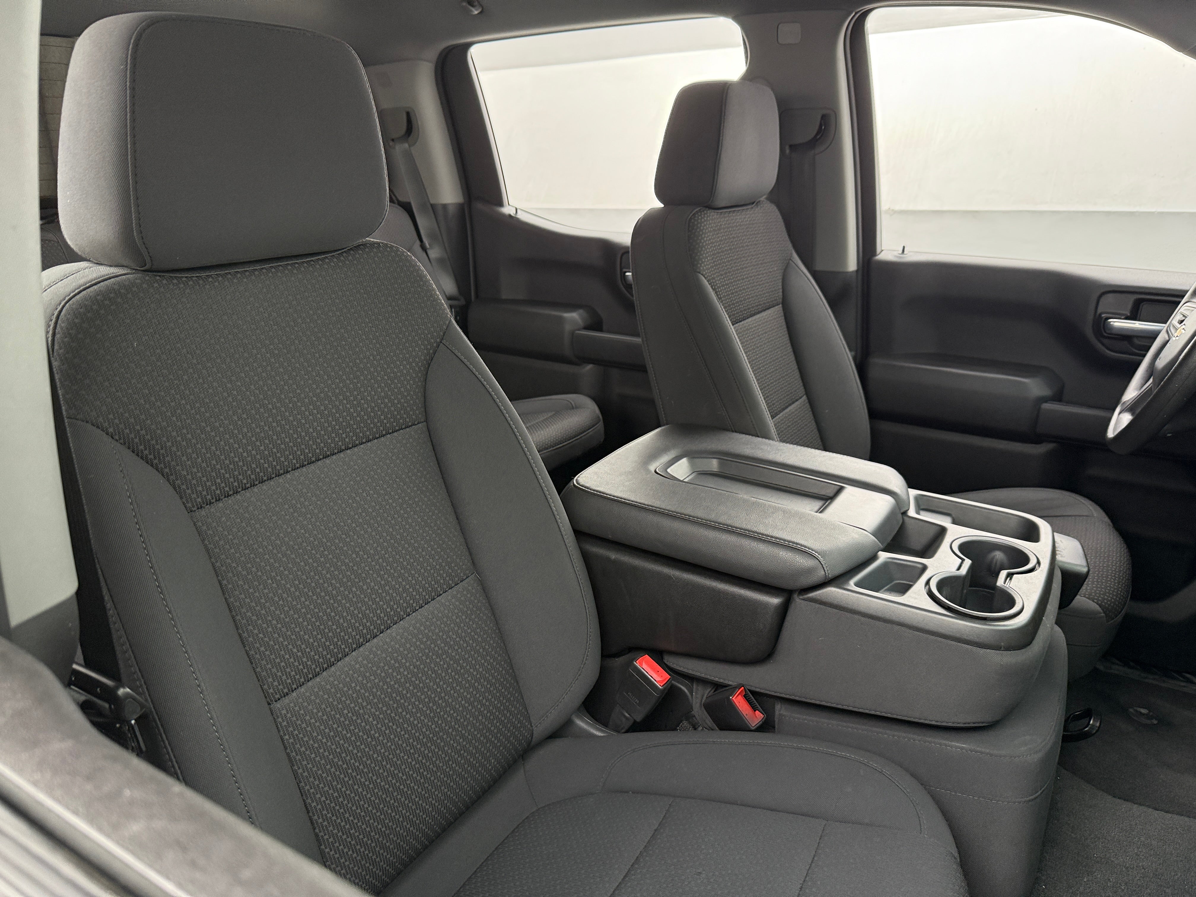 2021 Chevrolet Silverado 1500 Custom 2