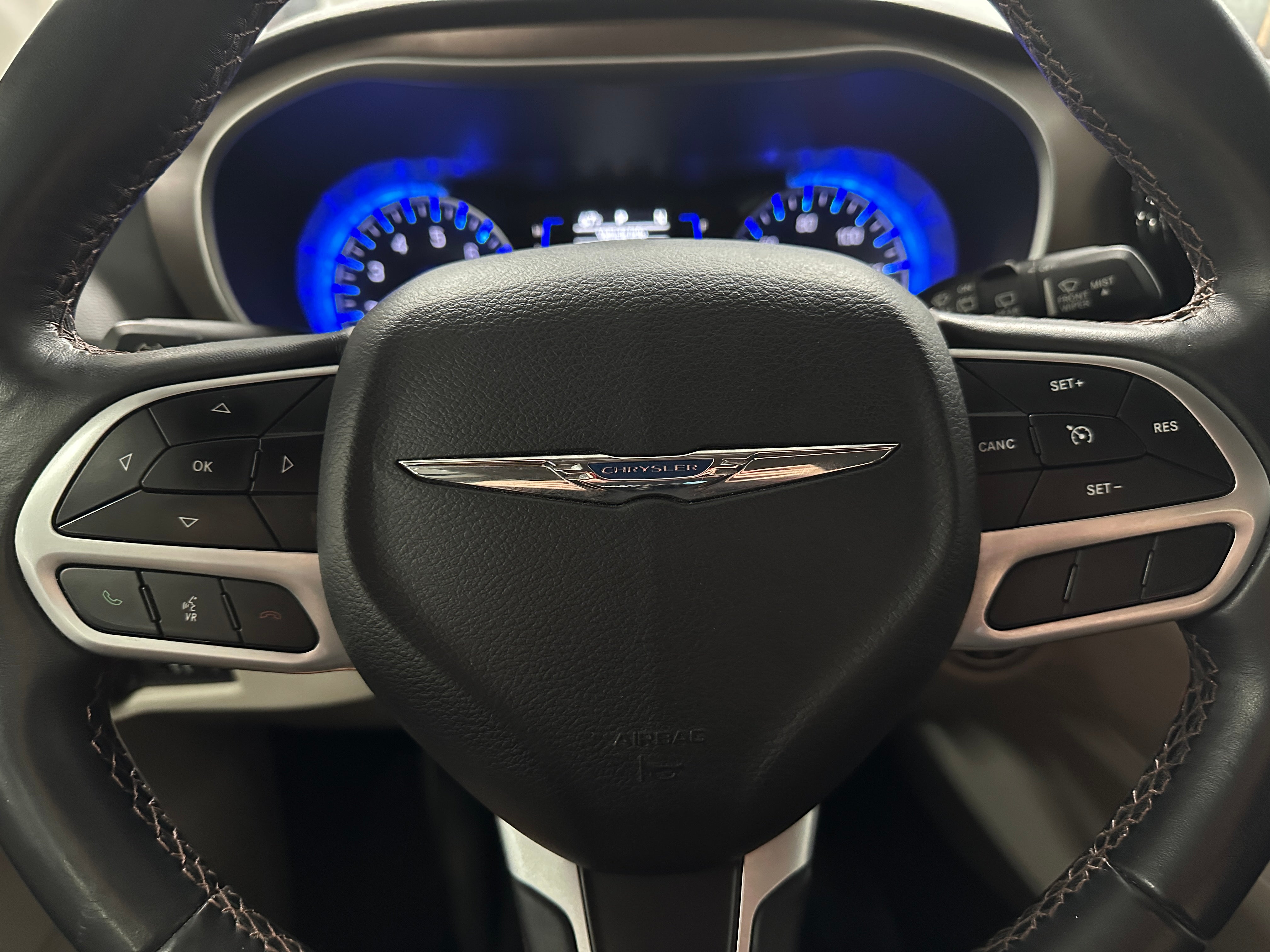 2018 Chrysler Pacifica Touring L 4