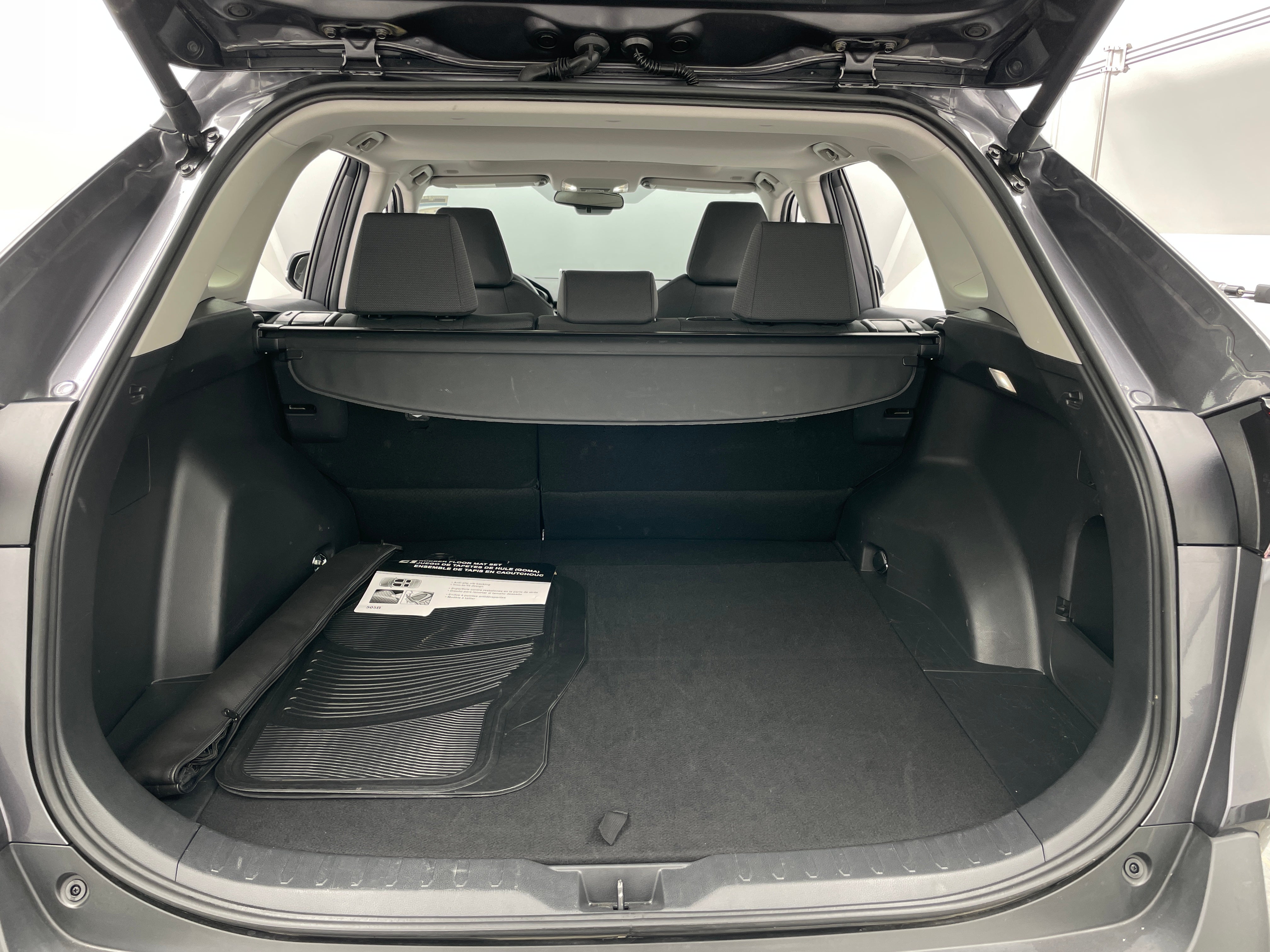 2024 Toyota RAV4 XLE 7