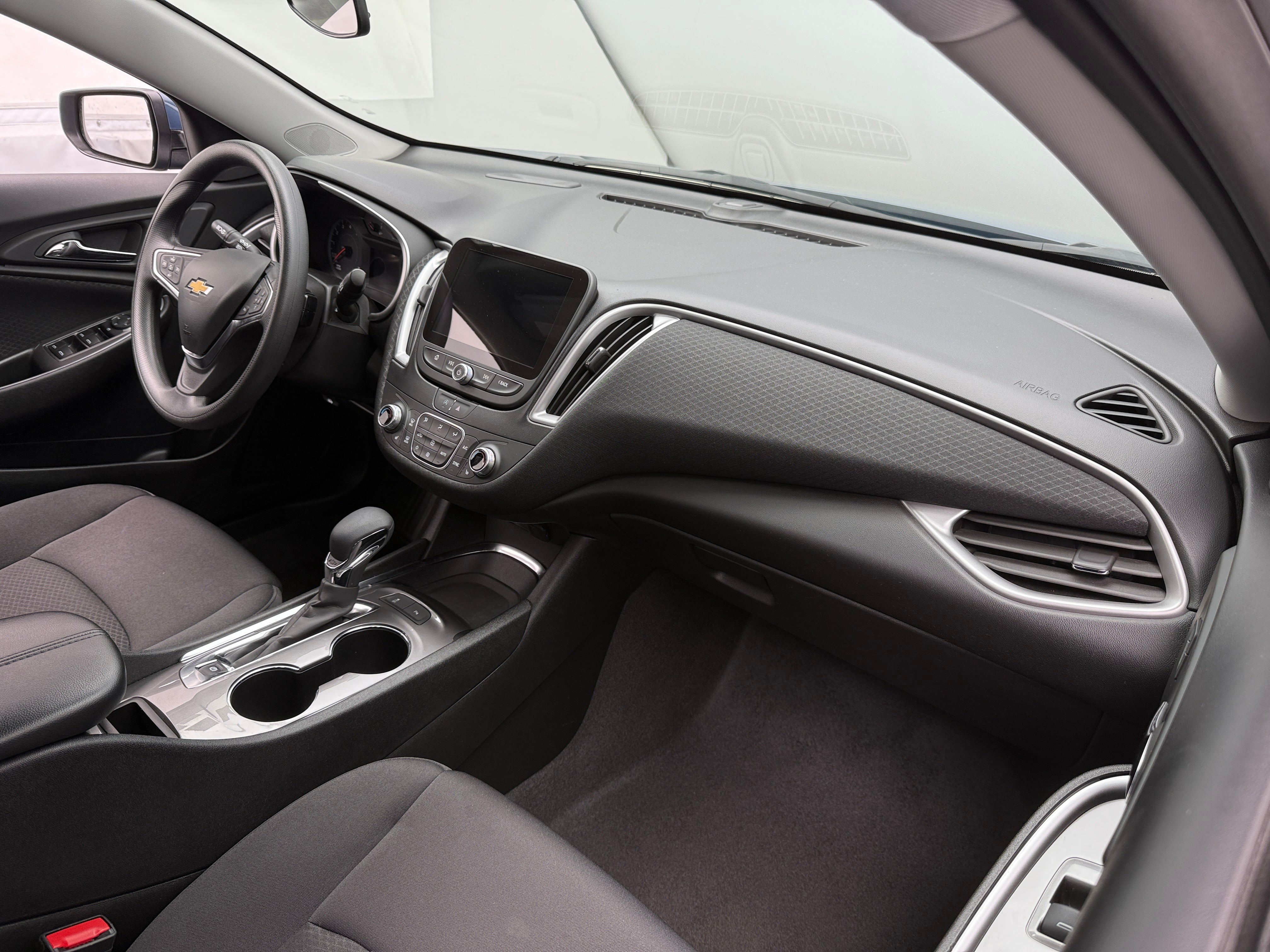 2024 Chevrolet Malibu LT 3