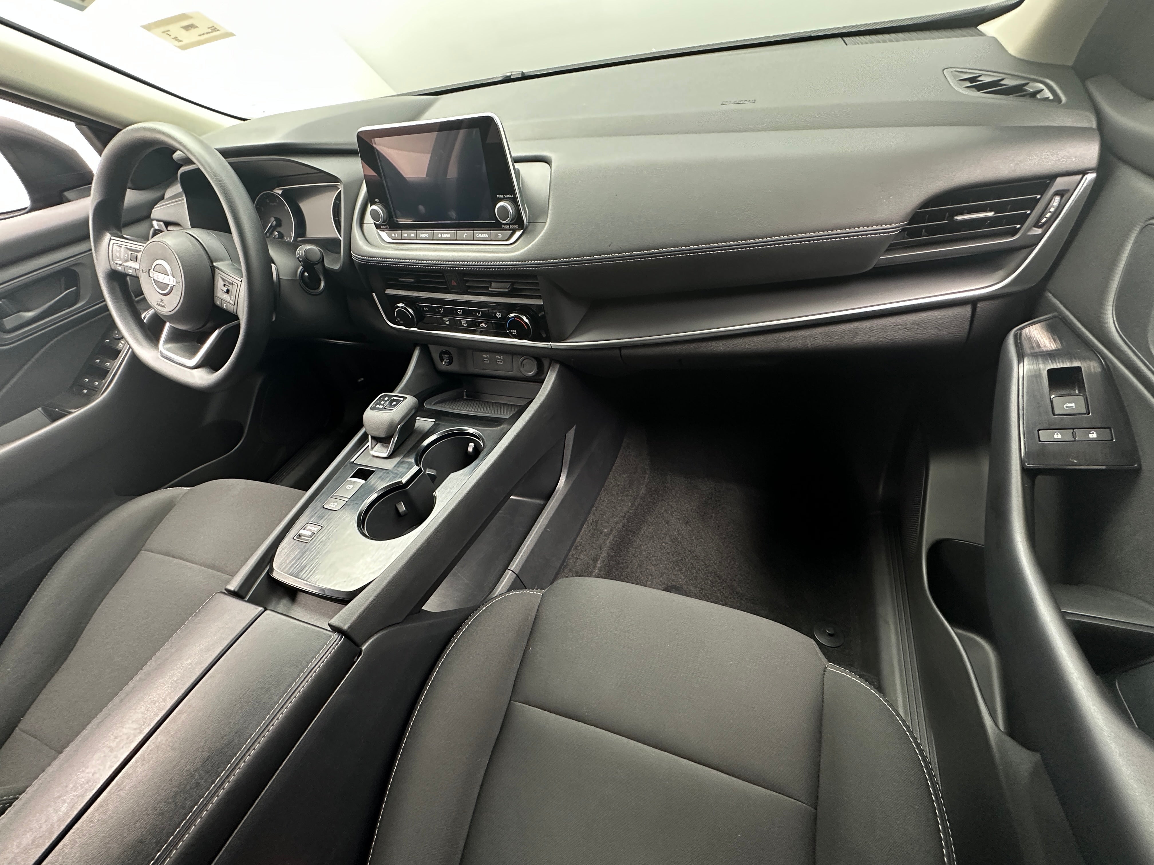 2024 Nissan Rogue S 3