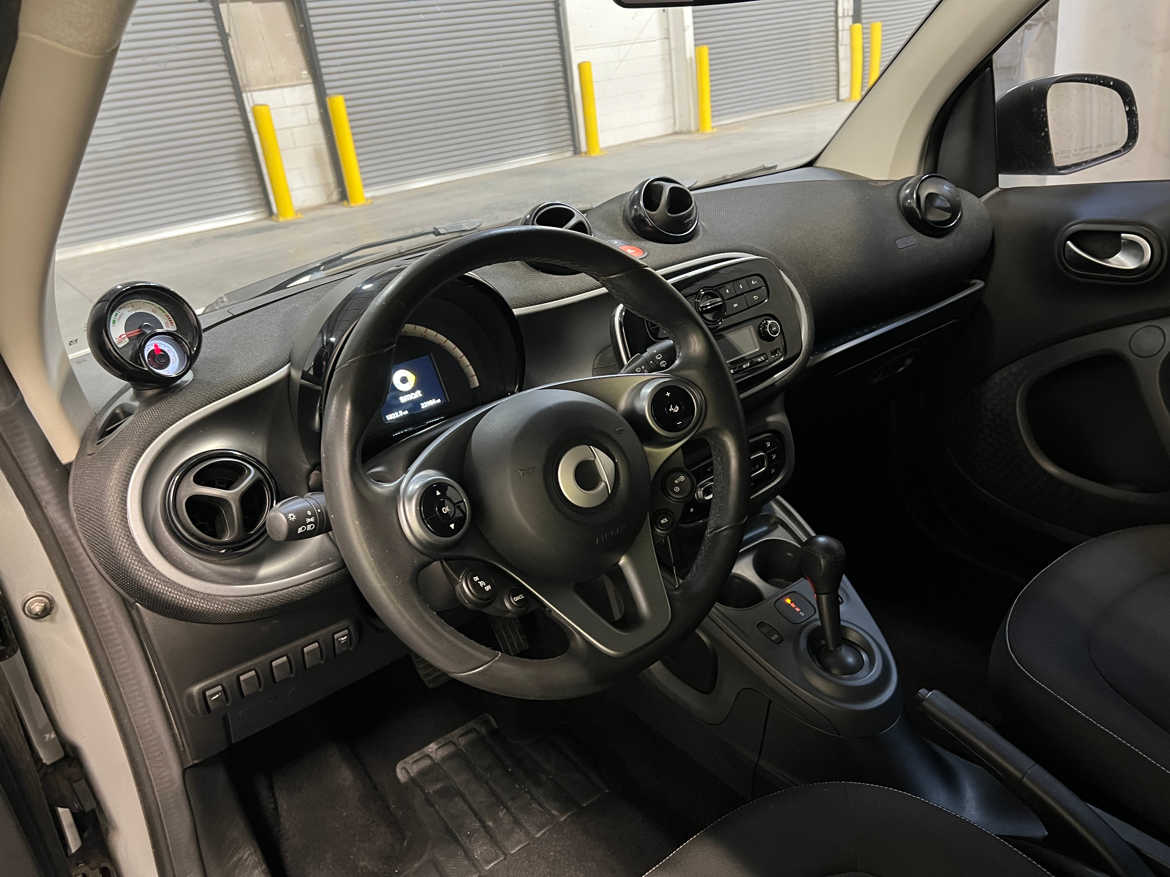 2017 smart fortwo Passion 3
