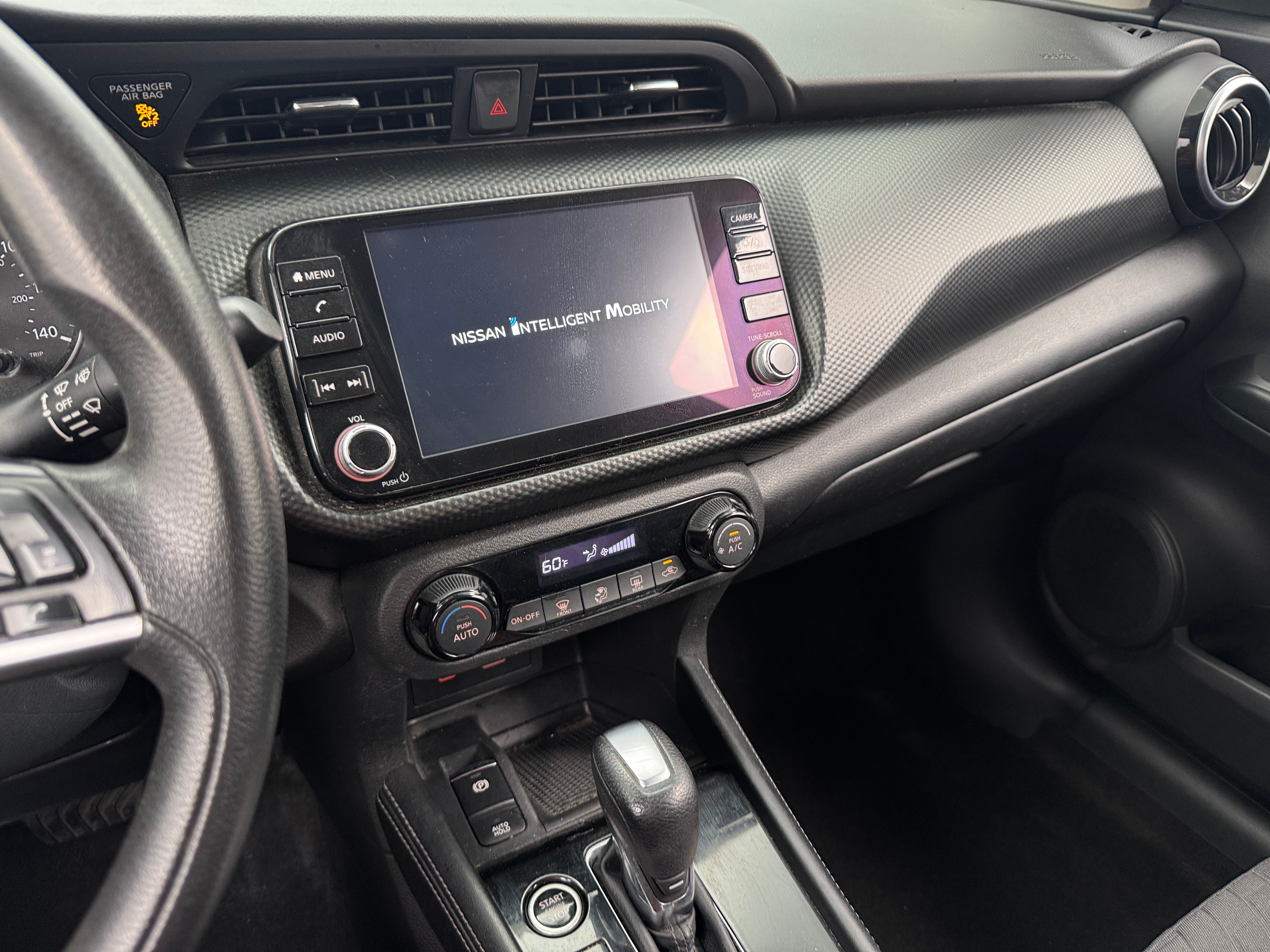 2022 Nissan Kicks SV 4