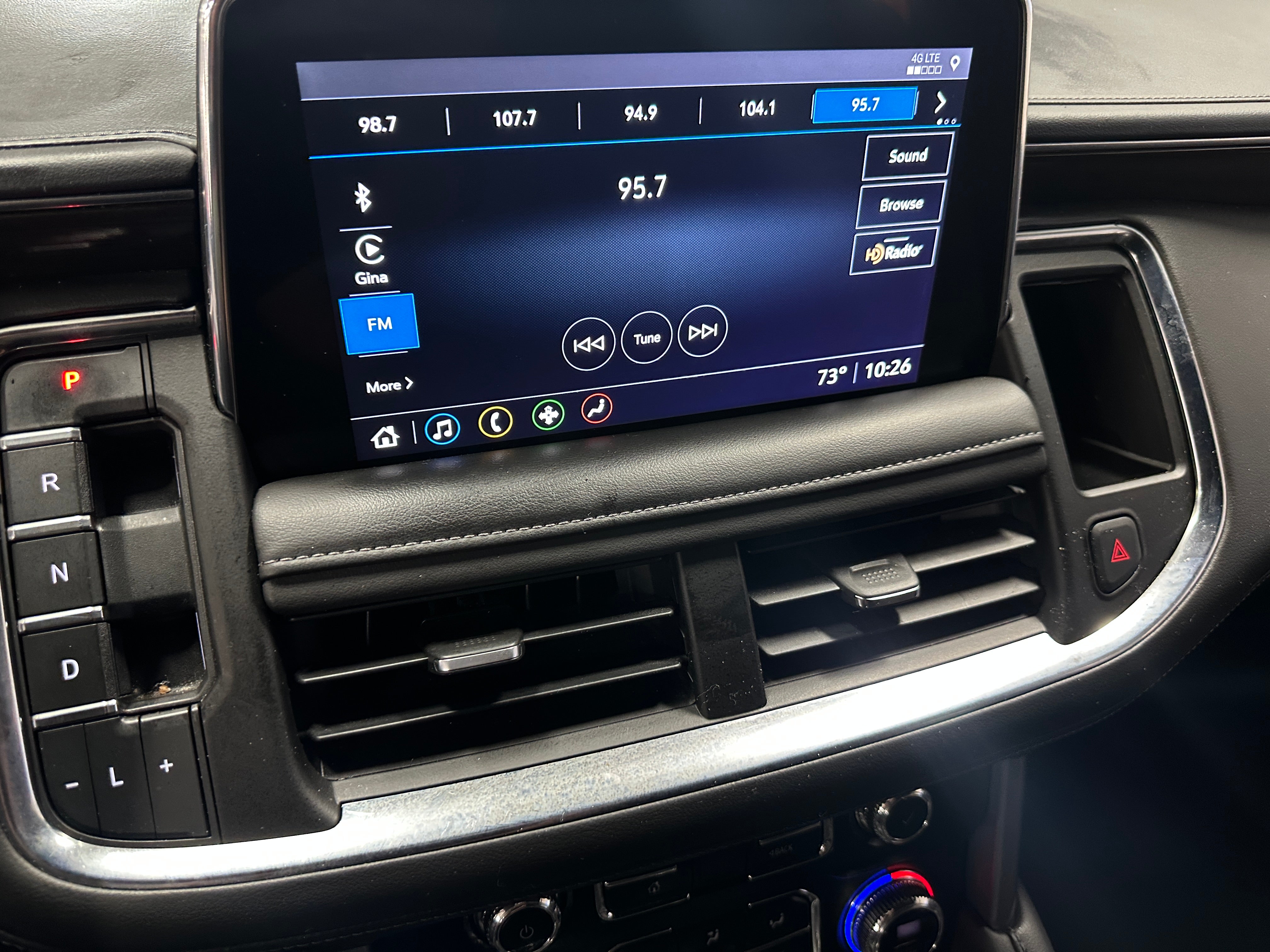 2021 GMC Yukon XL SLE 4