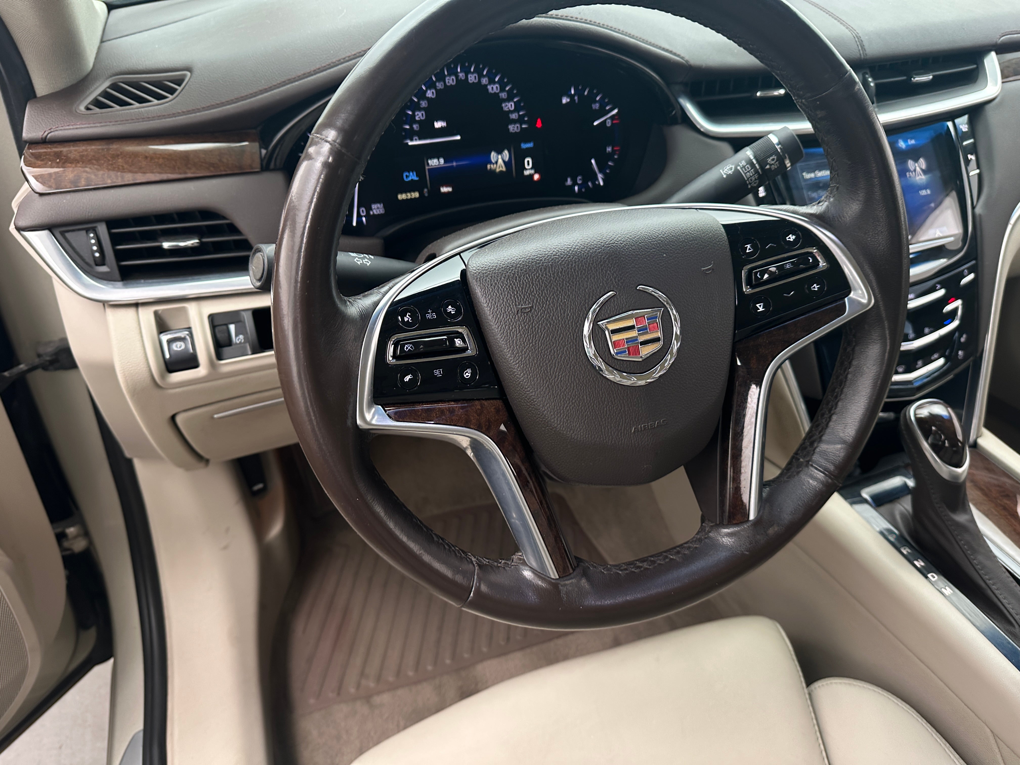 2013 Cadillac XTS Luxury 4
