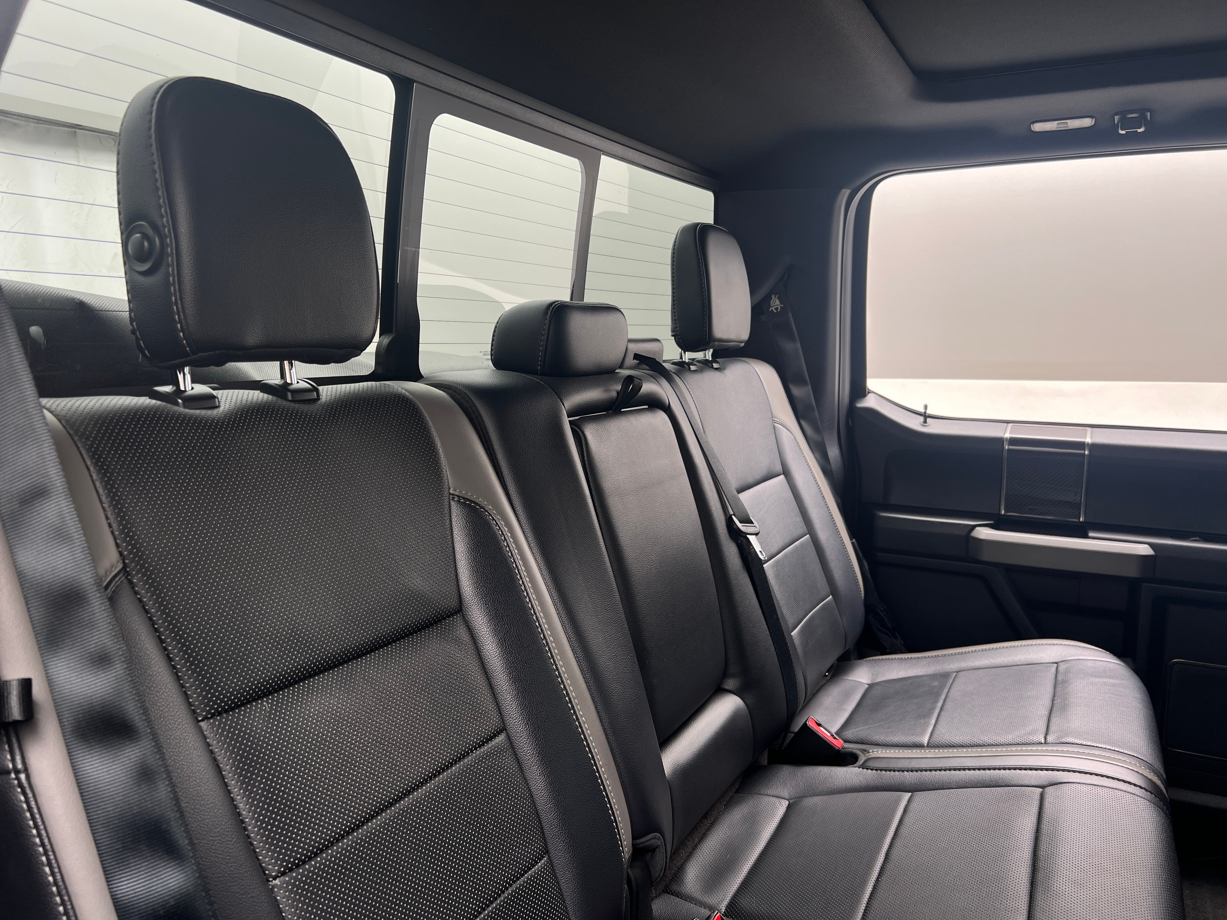 2018 Ford Econoline E-150 5