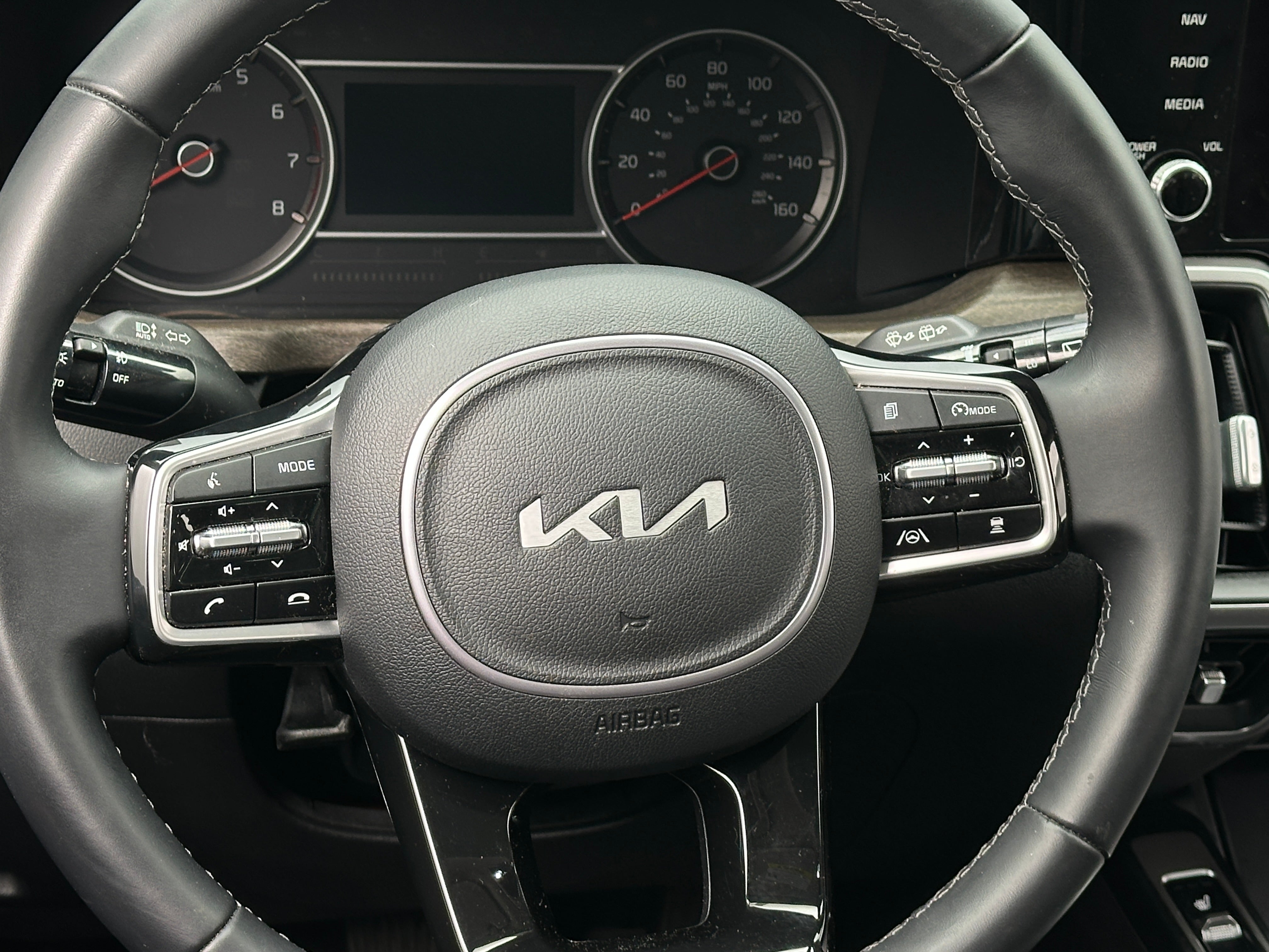 2023 Kia Sorento X-Line EX 4