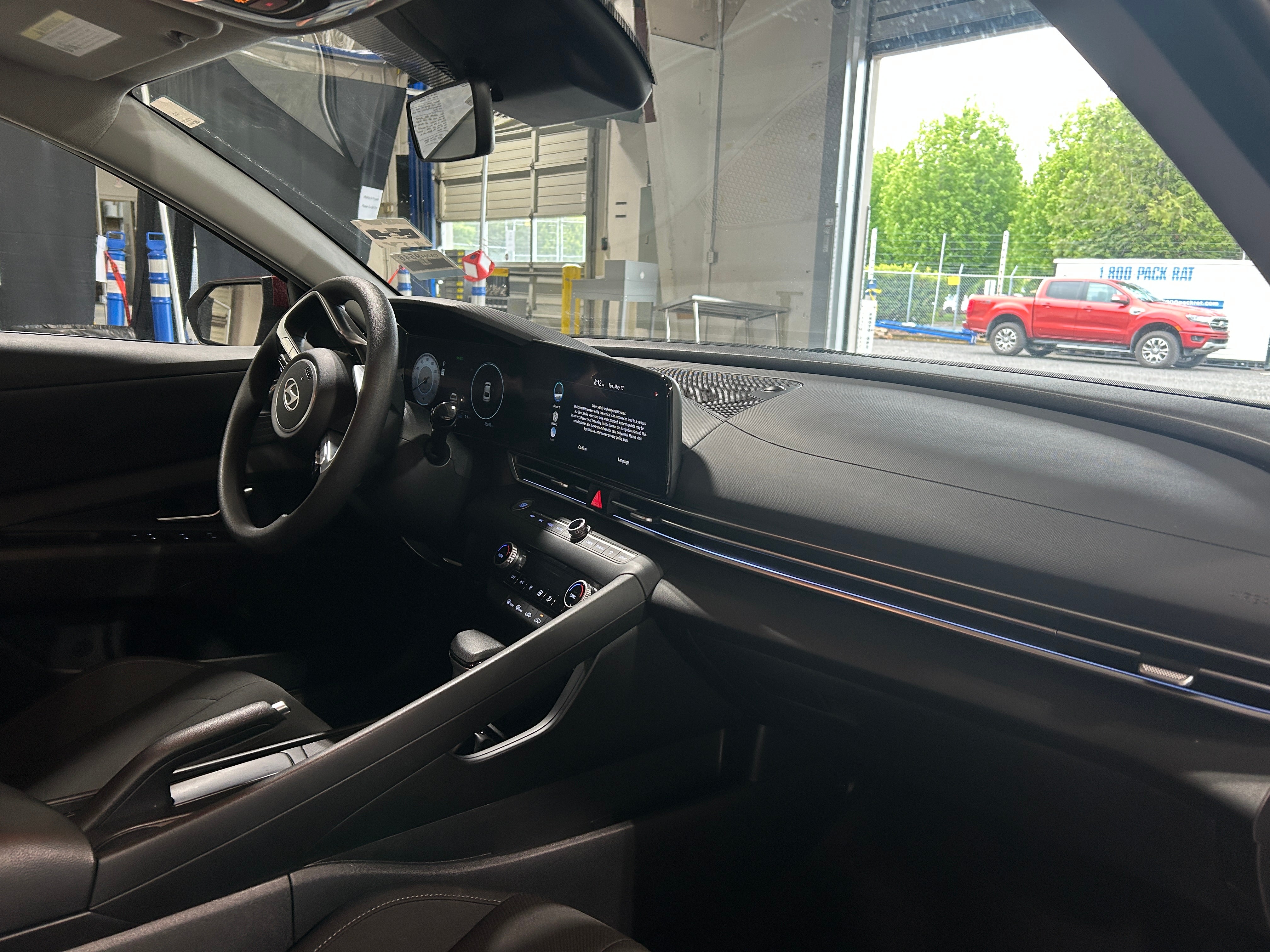 2024 Hyundai Elantra SEL 3