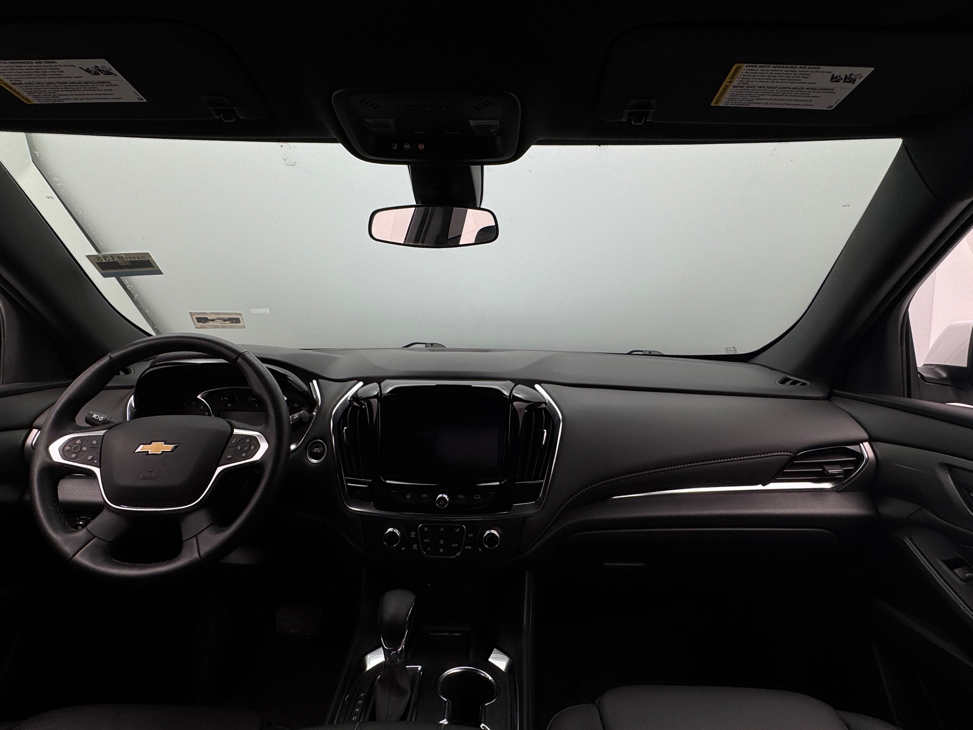 2023 Chevrolet Traverse LT 2