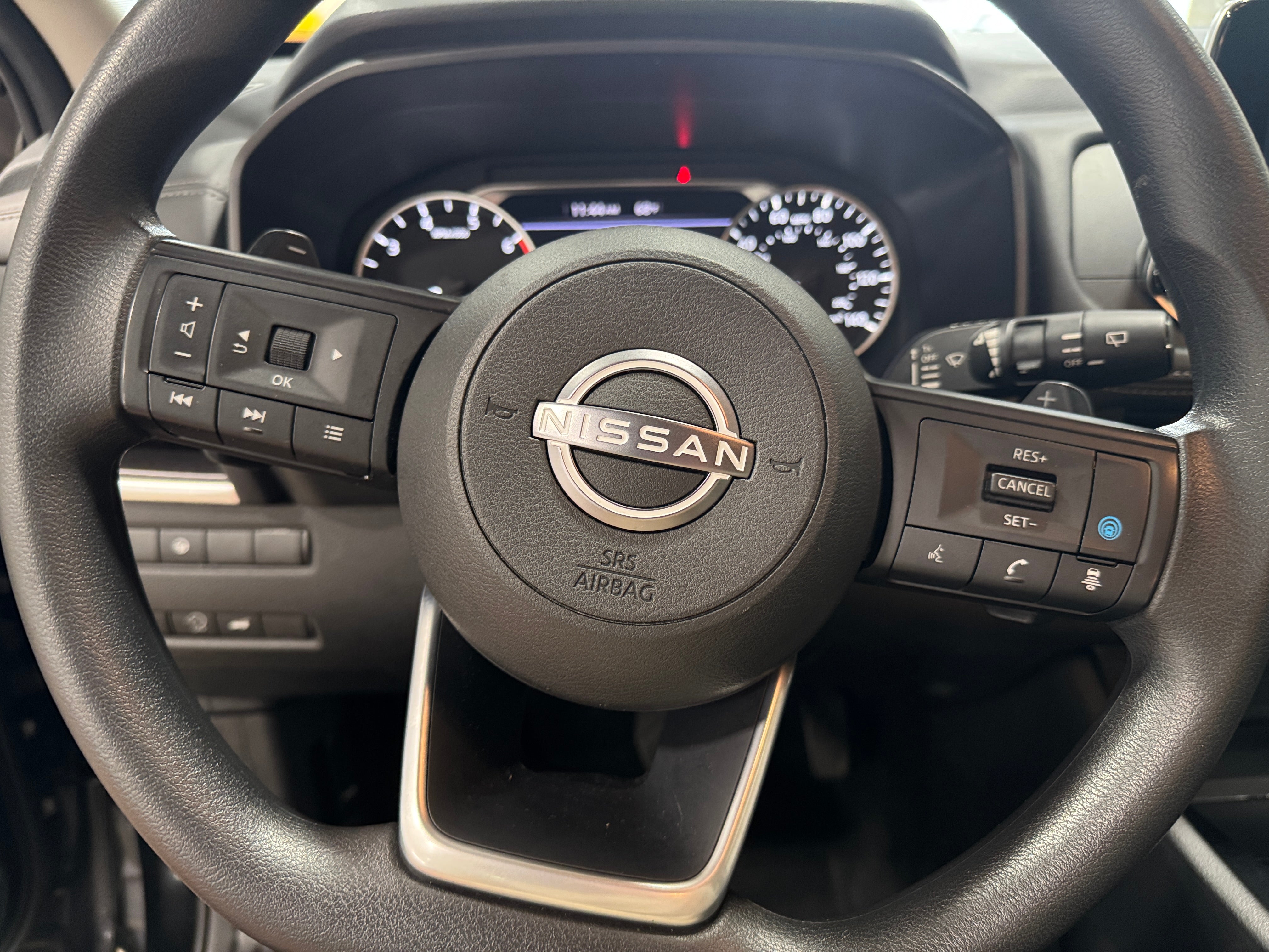2024 Nissan Rogue SV 5