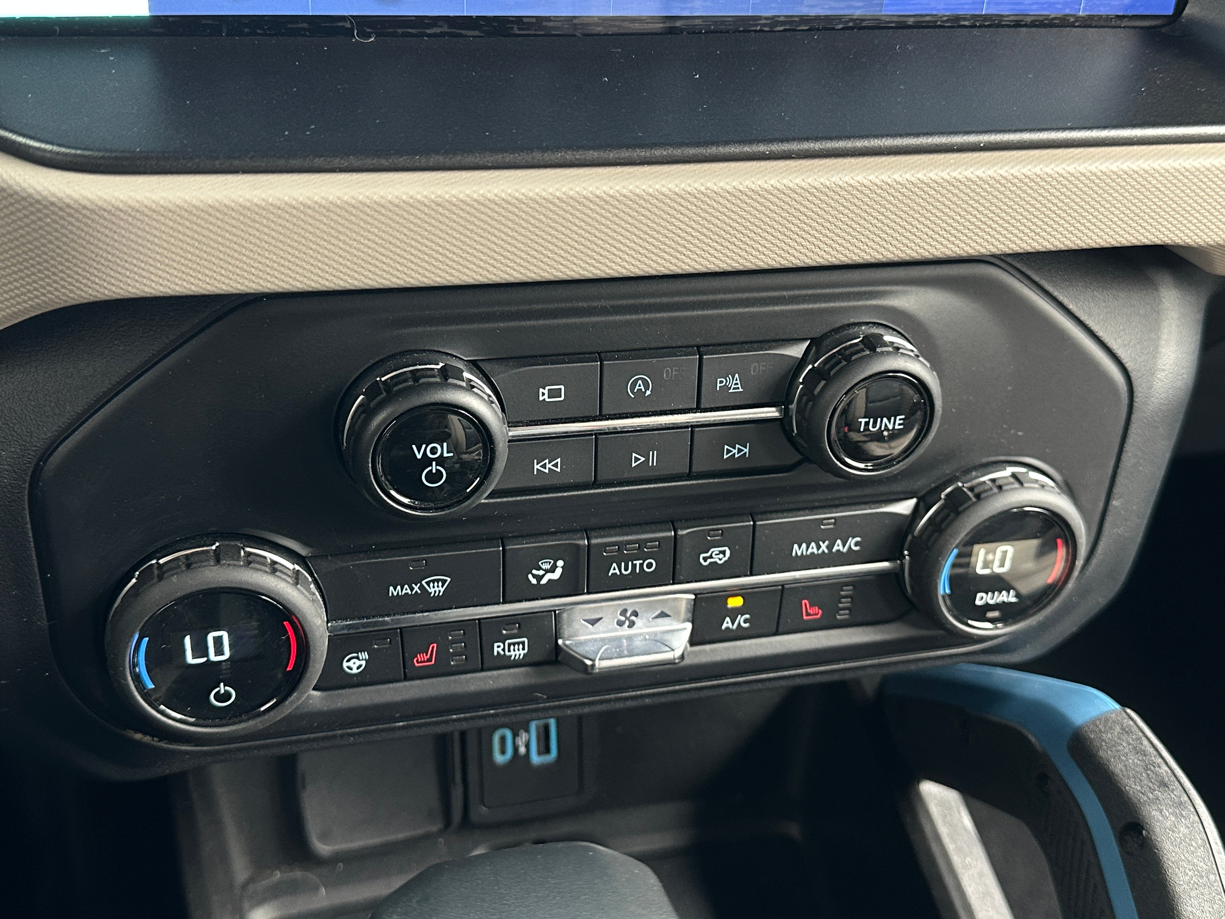 2021 Ford Bronco Wildtrak 3