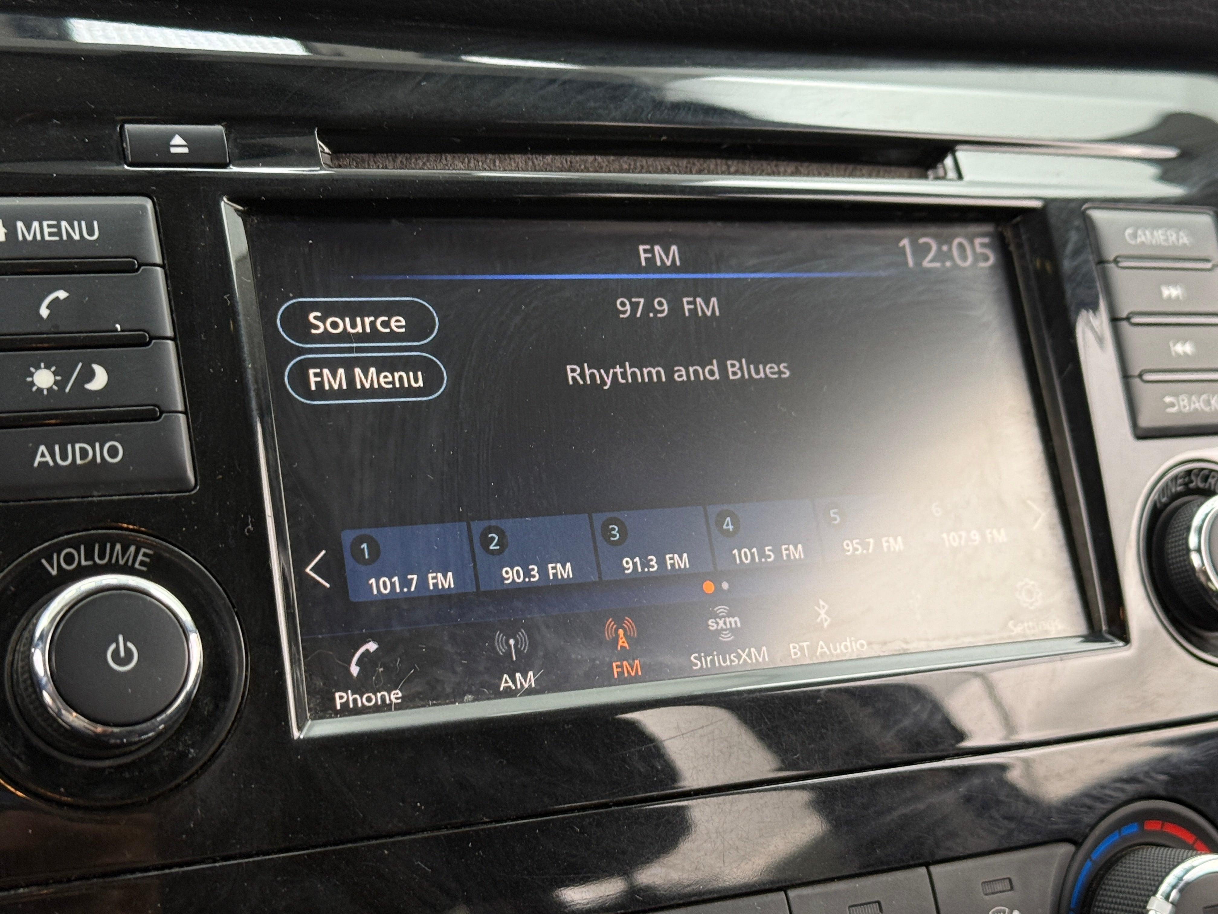 2018 Nissan Rogue S 4