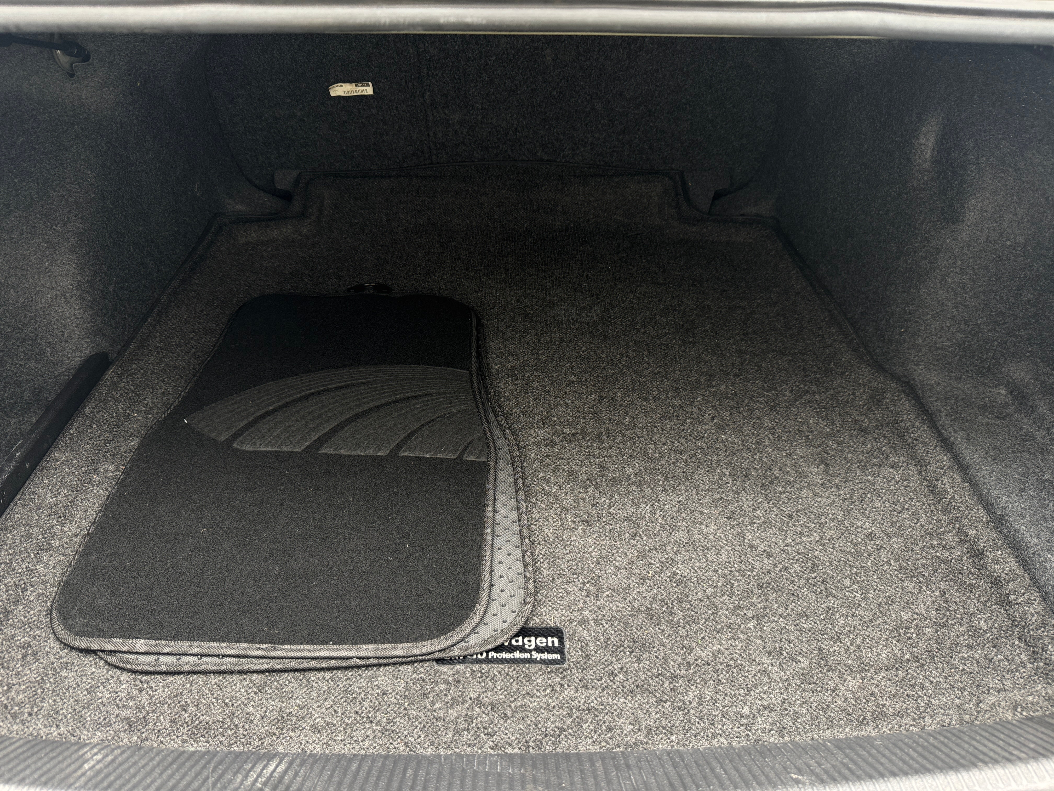 2015 Volkswagen Passat Limited Edition 6