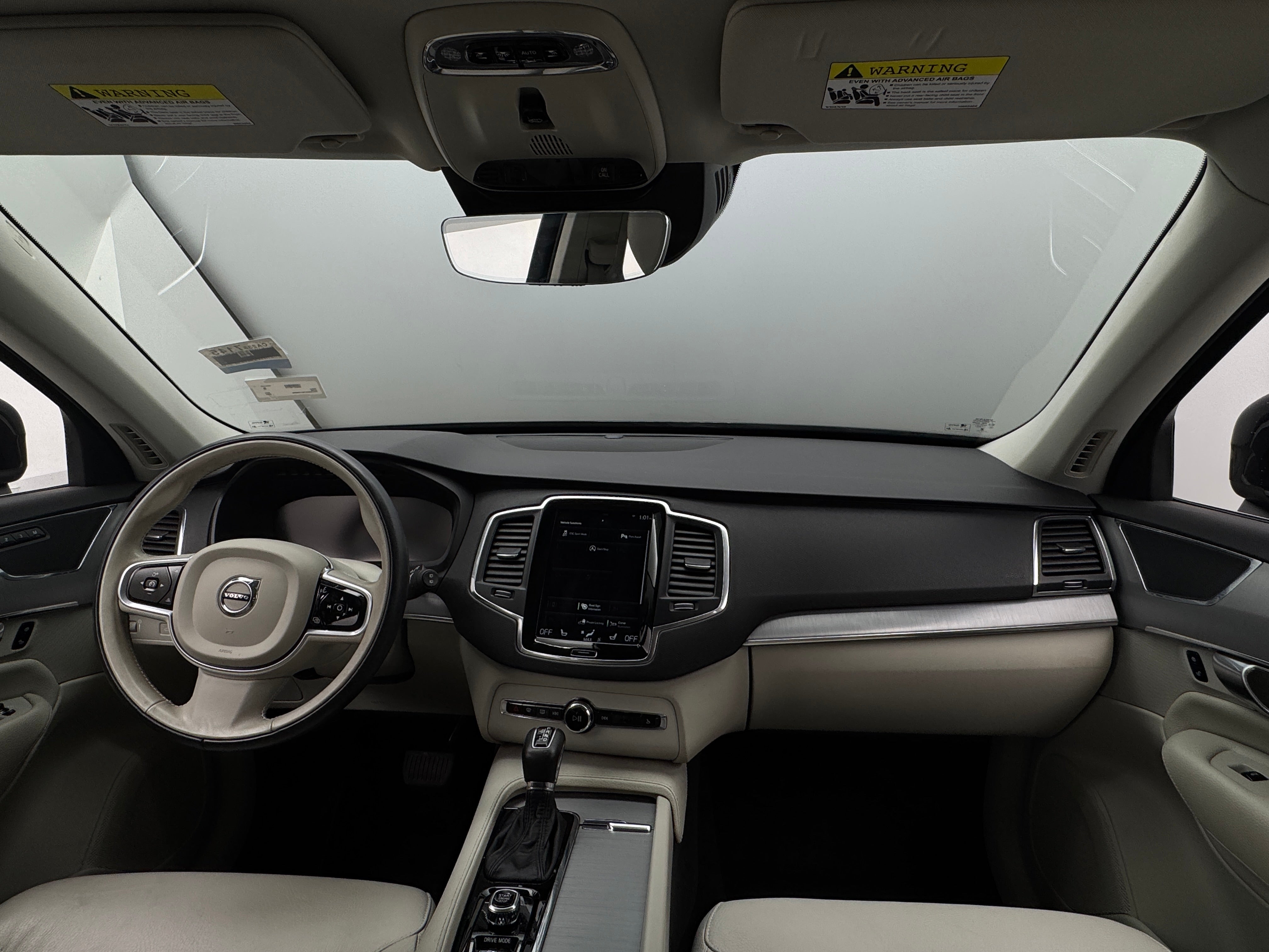 2021 Volvo XC90 T5 Momentum 2