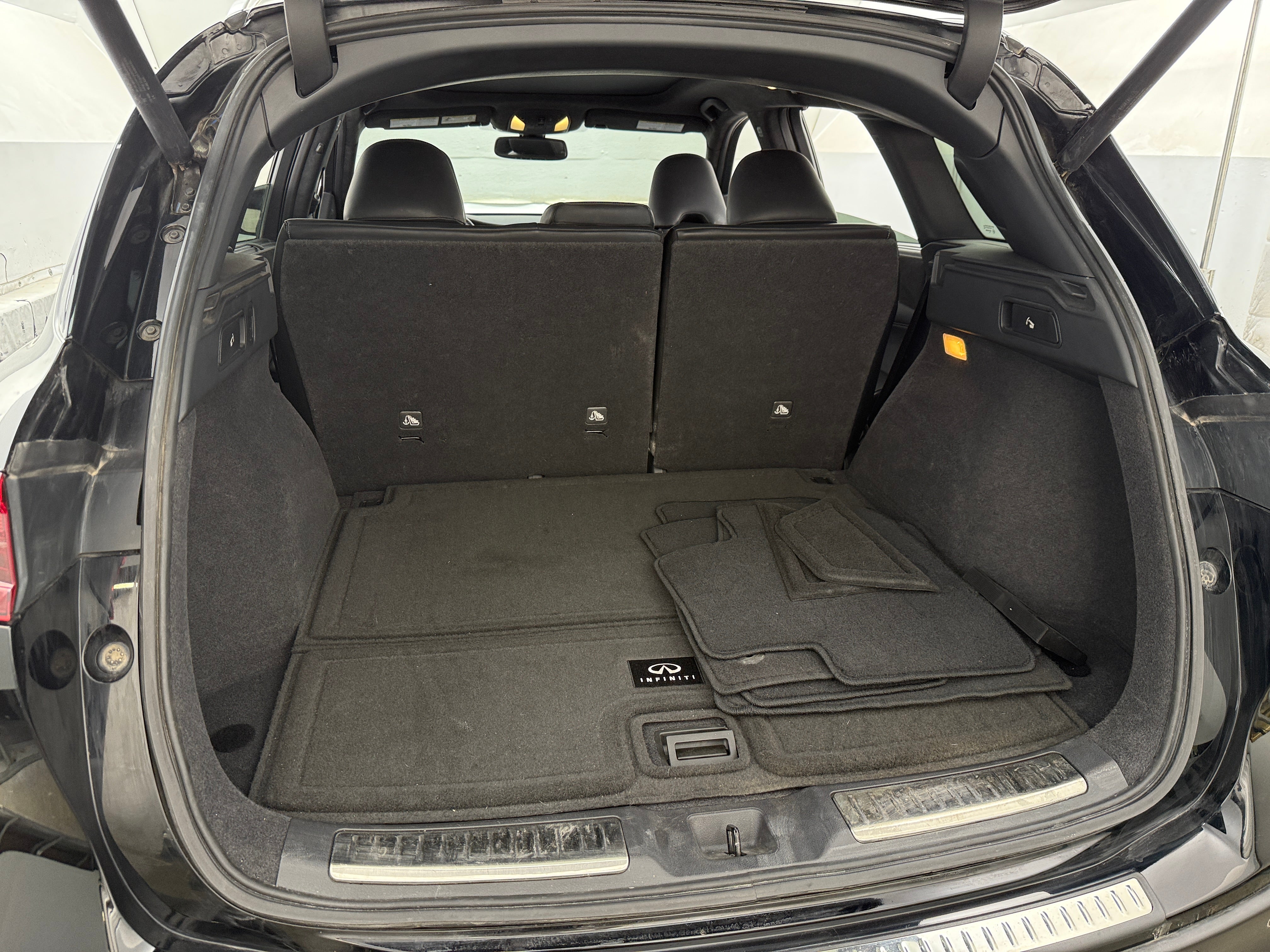 2019 INFINITI QX50 Essential 6