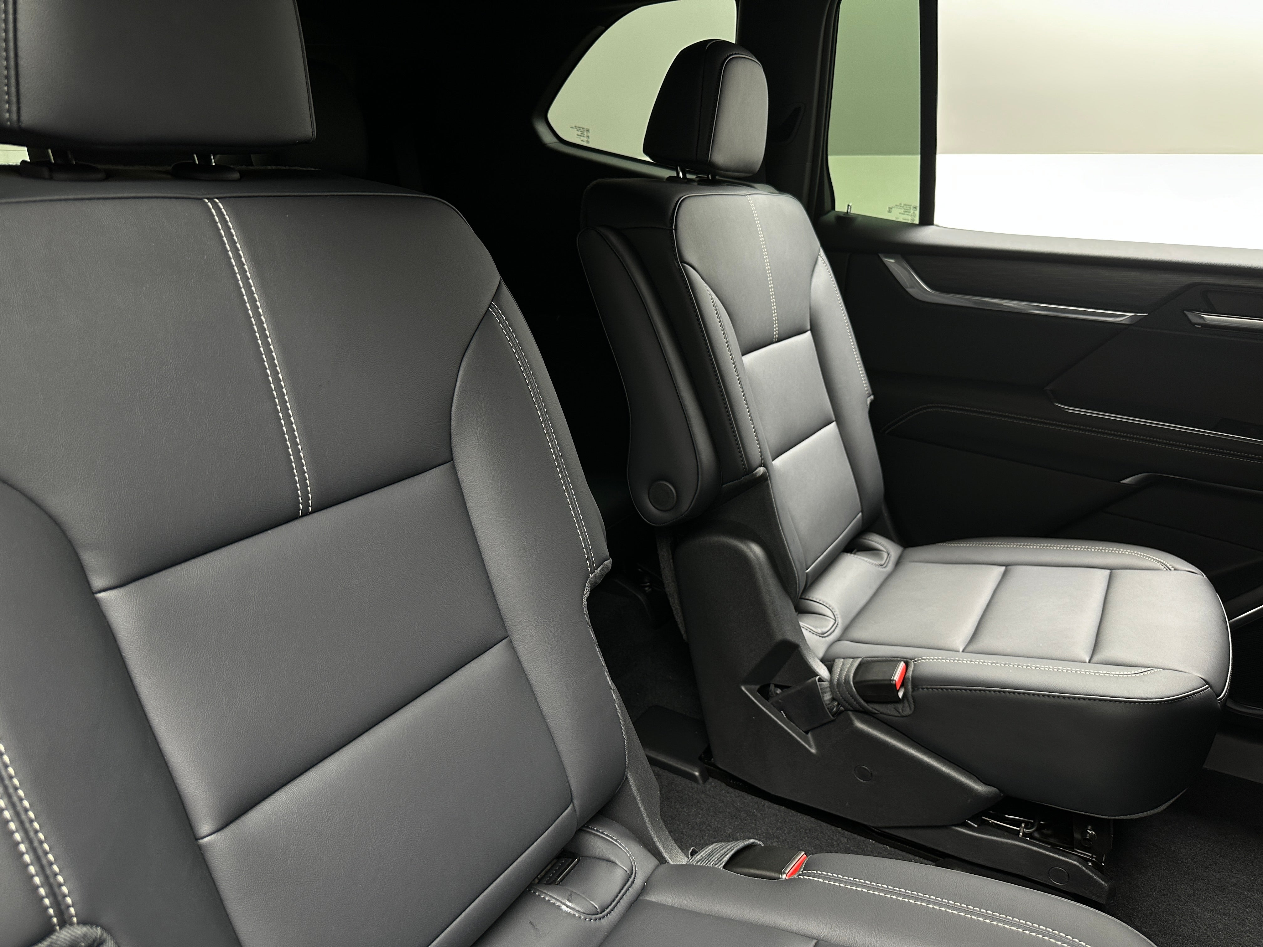 2024 GMC Acadia Elevation 5