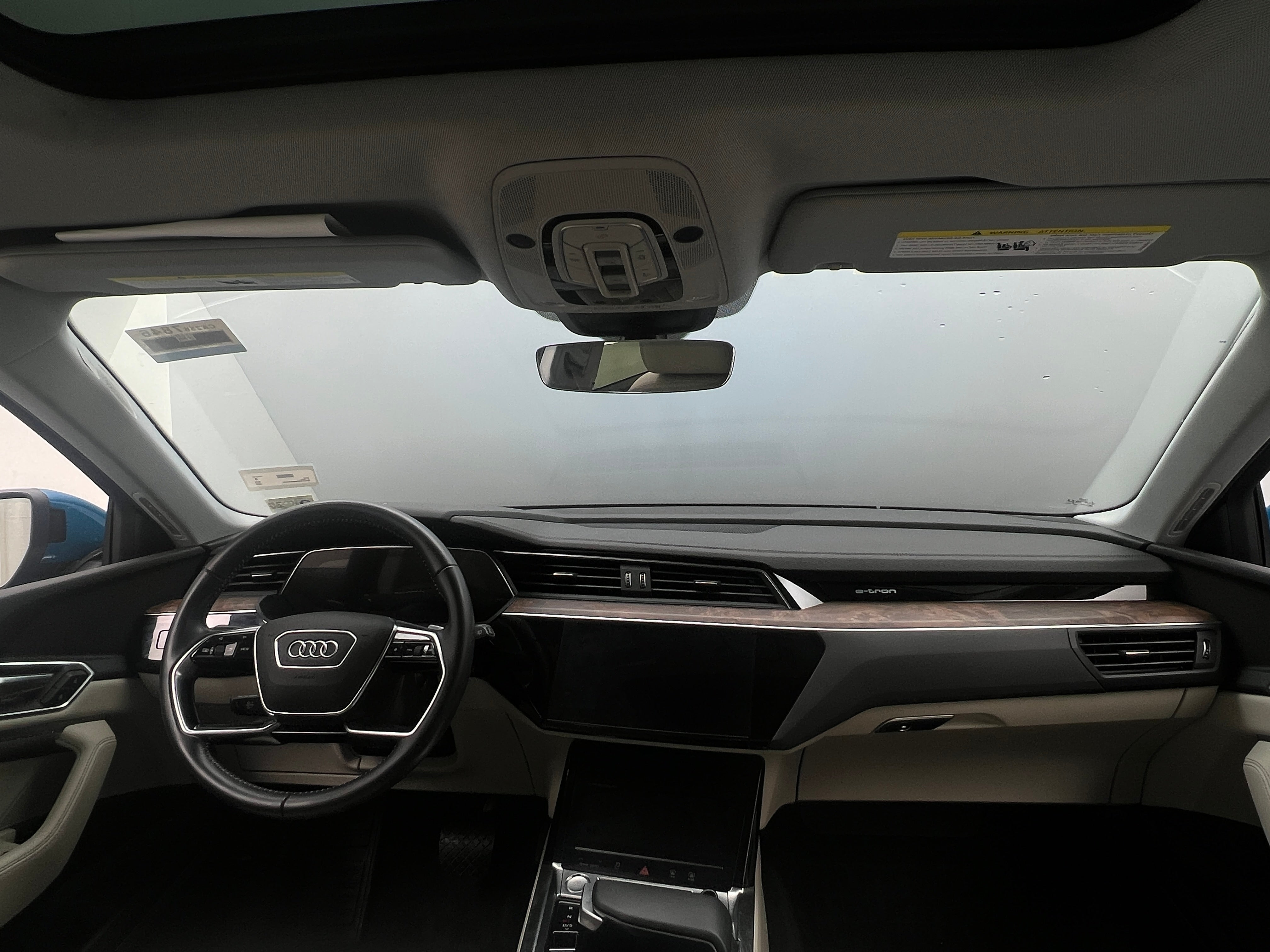 2019 Audi e-tron Premium Plus 2