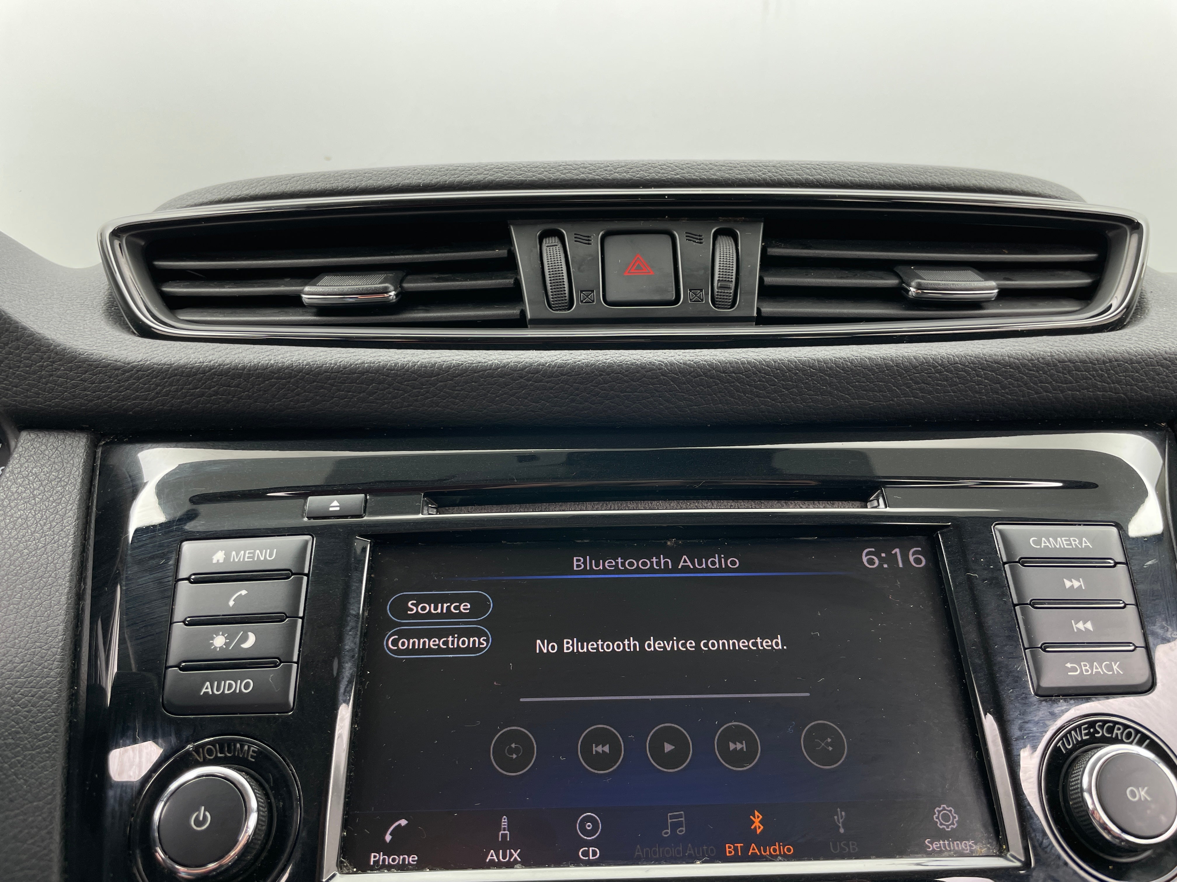 2020 Nissan Rogue S 4