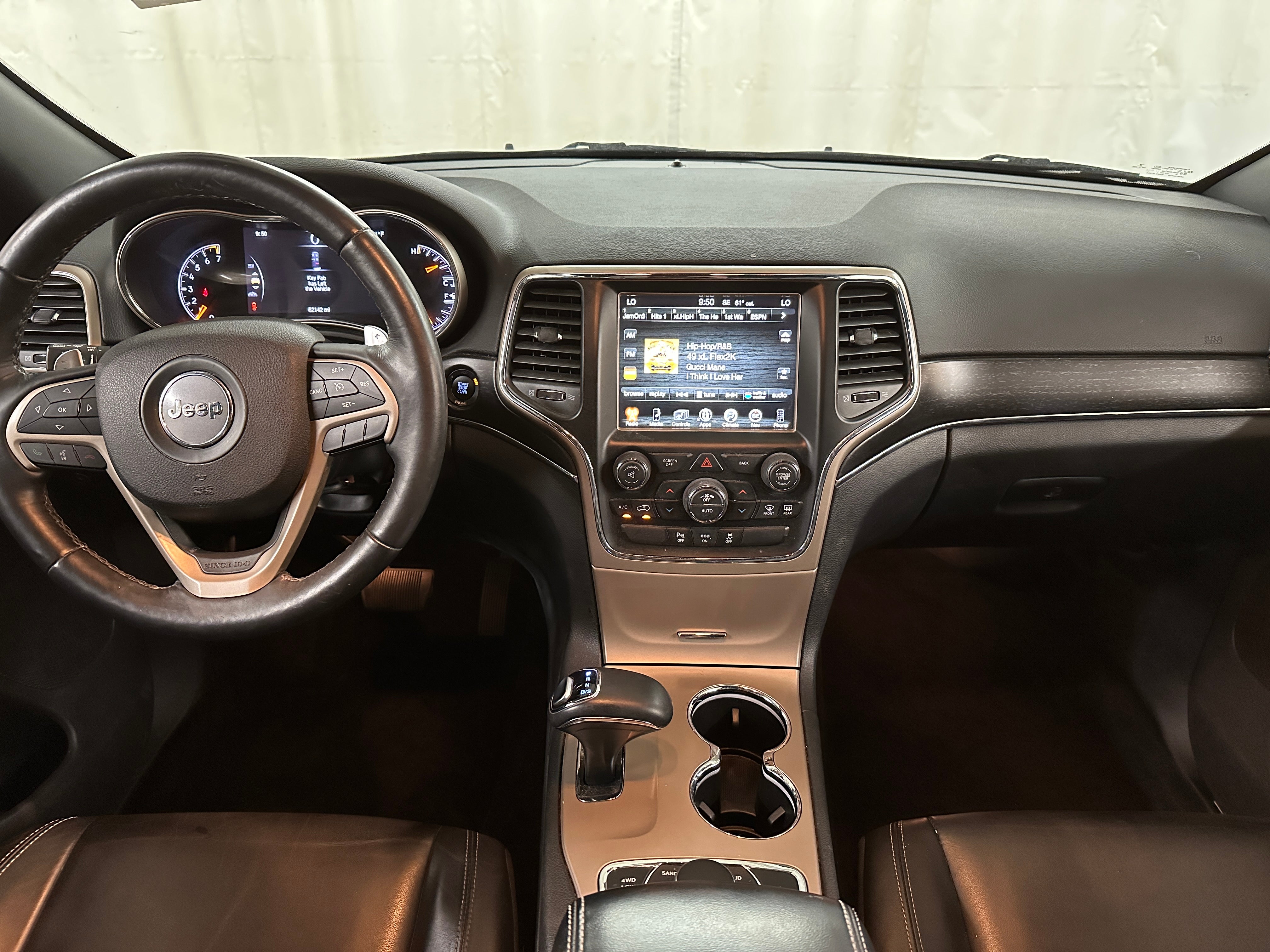 2015 Jeep Grand Cherokee Limited Edition 2