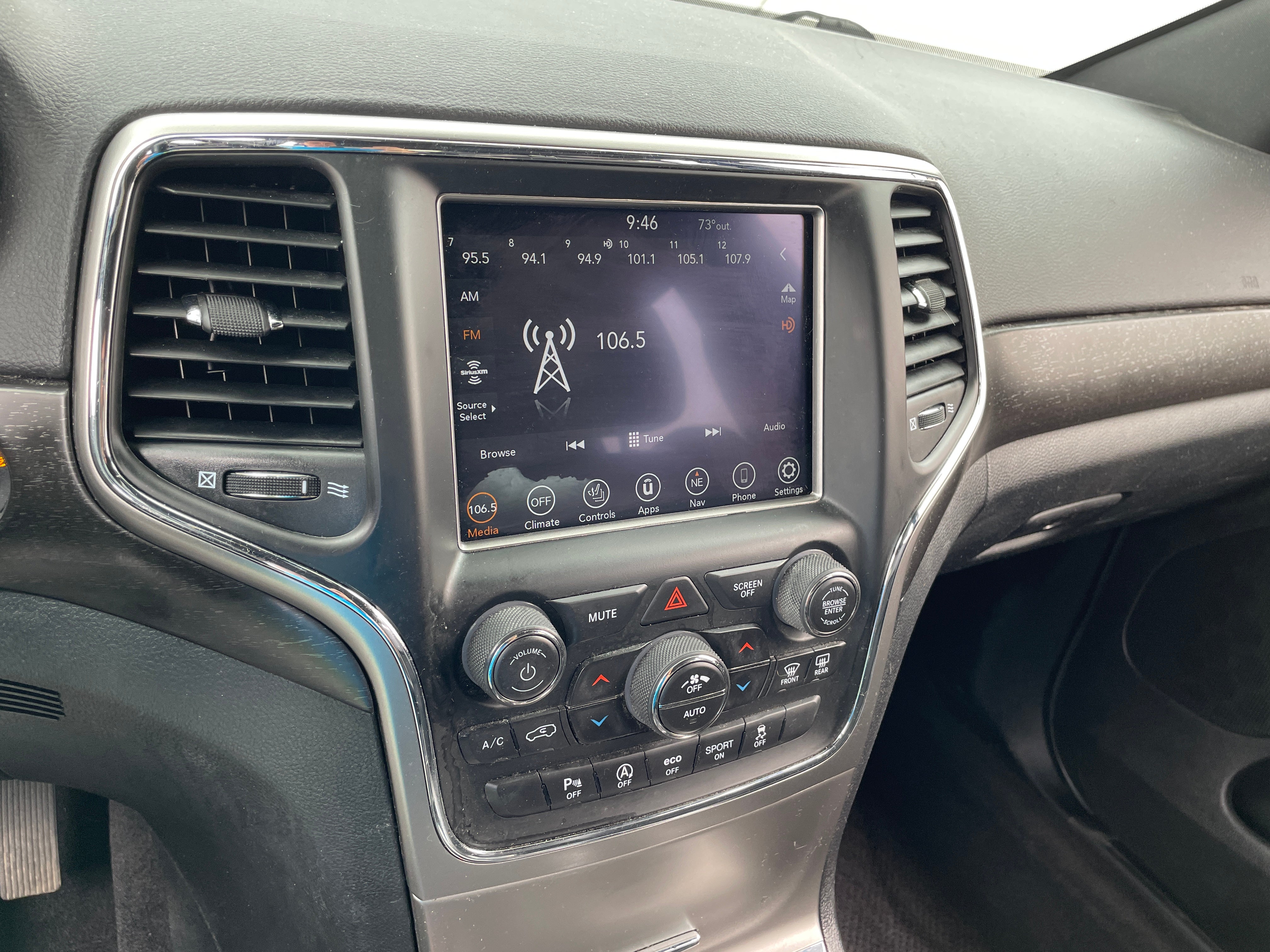 2018 Jeep Grand Cherokee Altitude 4
