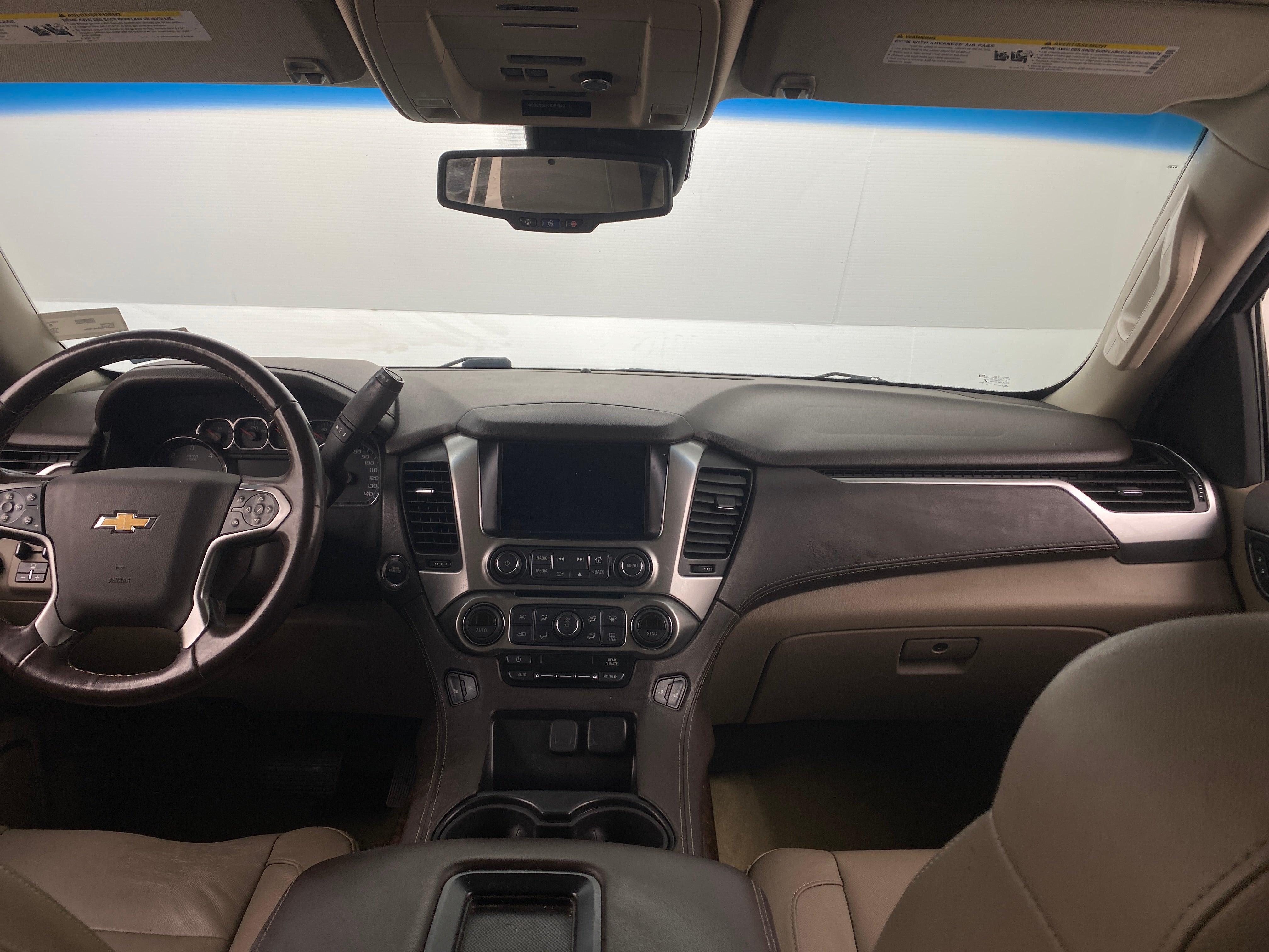 2018 Chevrolet Suburban LT 2