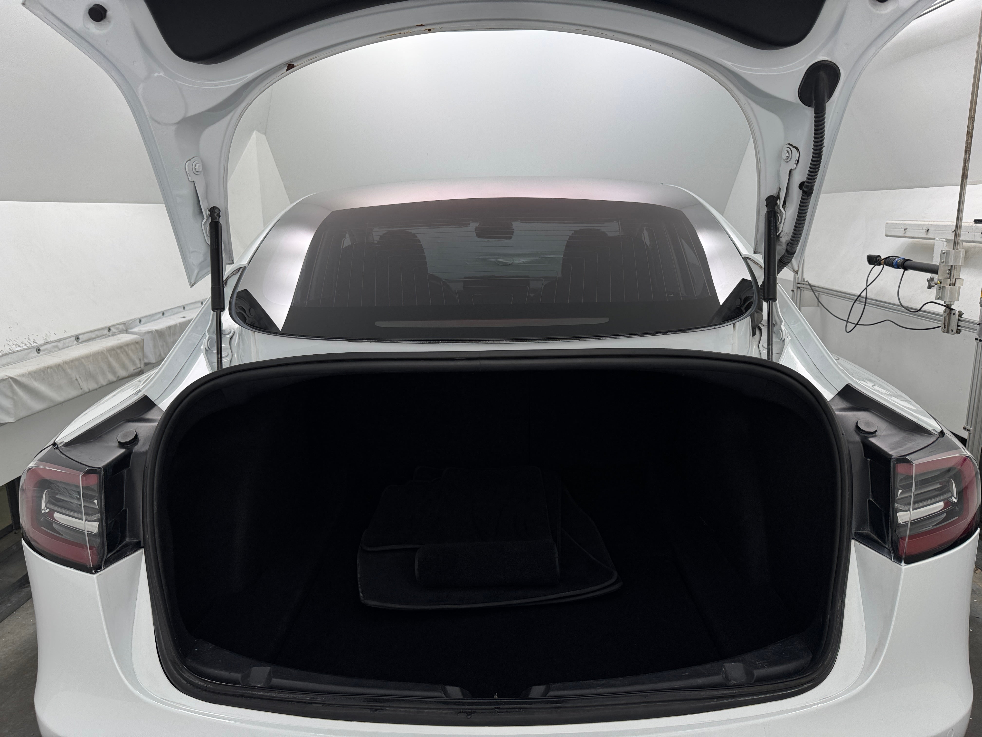 2018 Tesla Model 3 Long Range 6