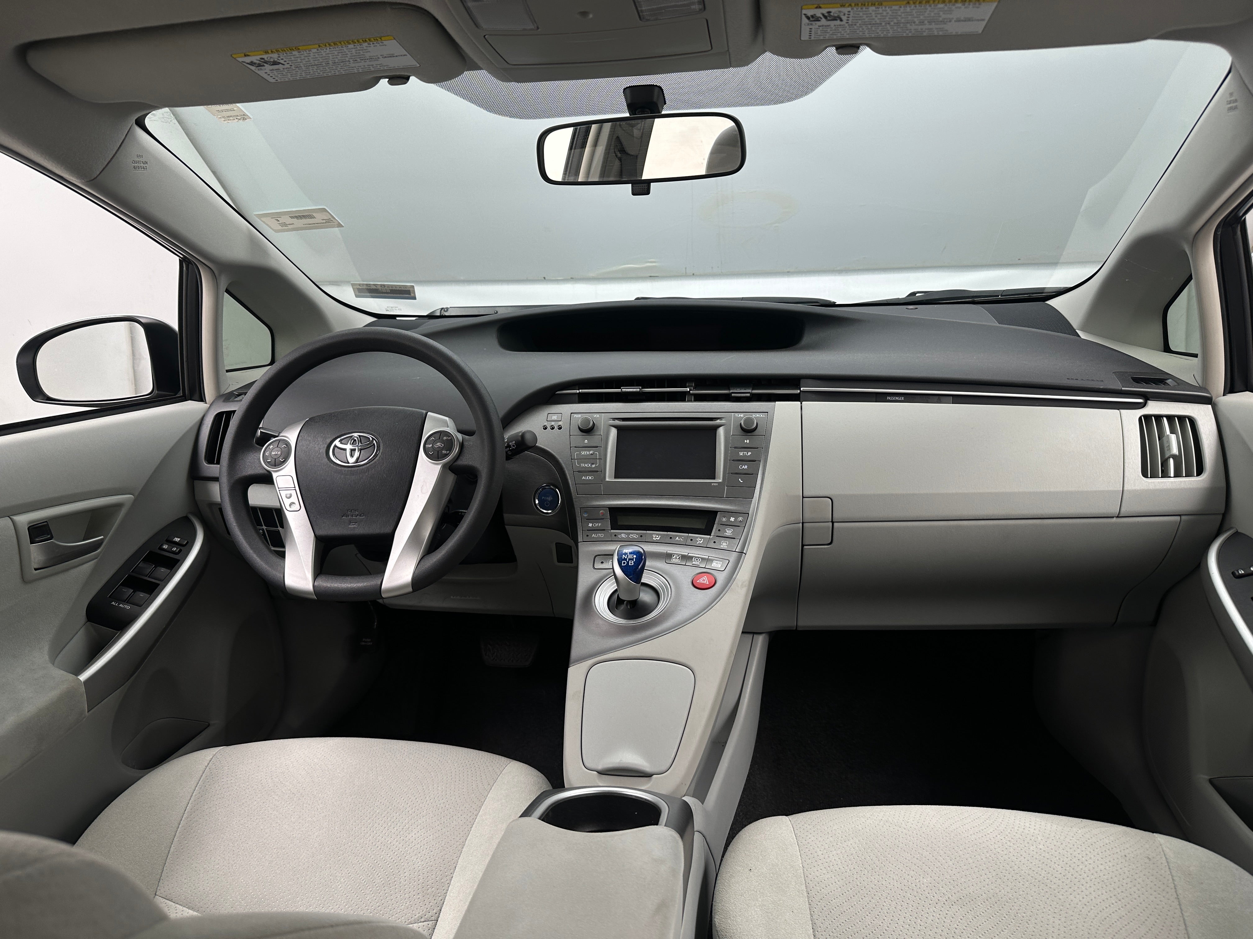 2015 Toyota Prius One 3