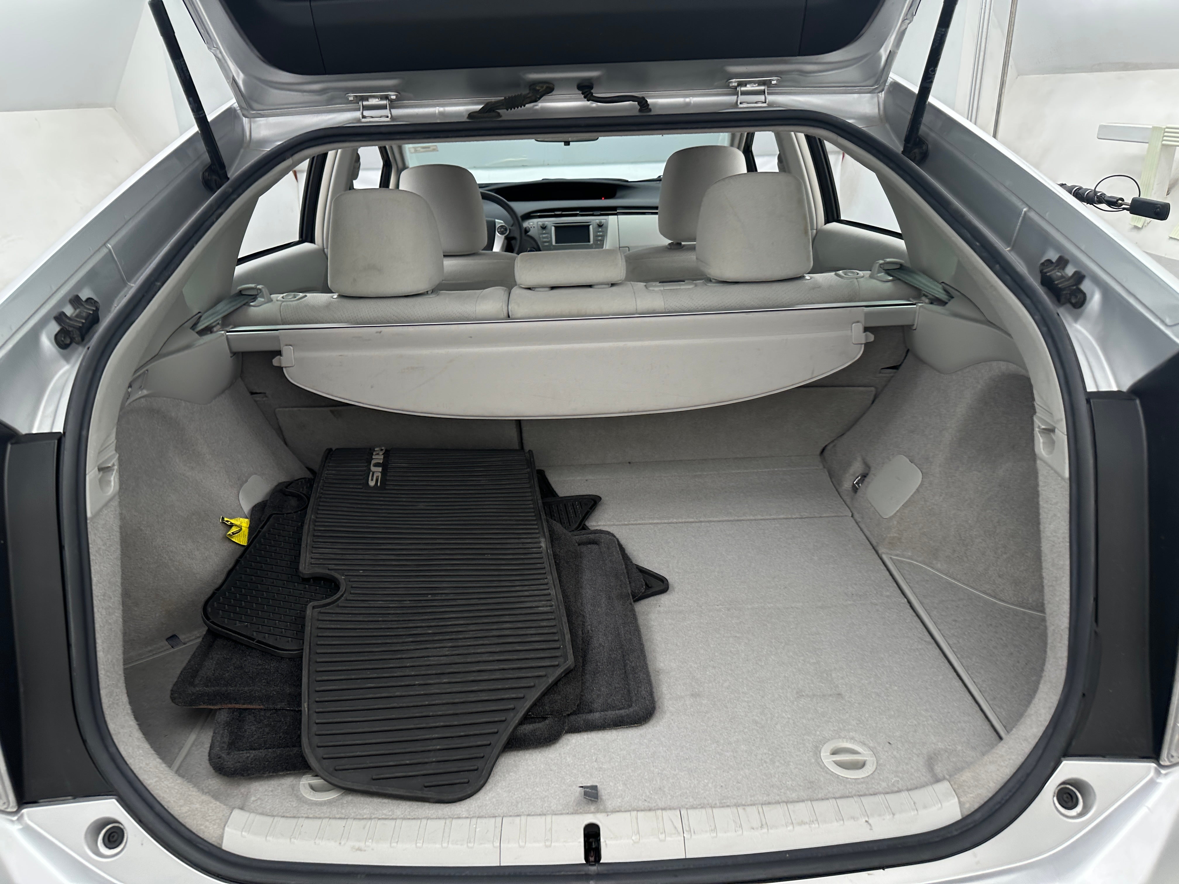 2015 Toyota Prius One 7