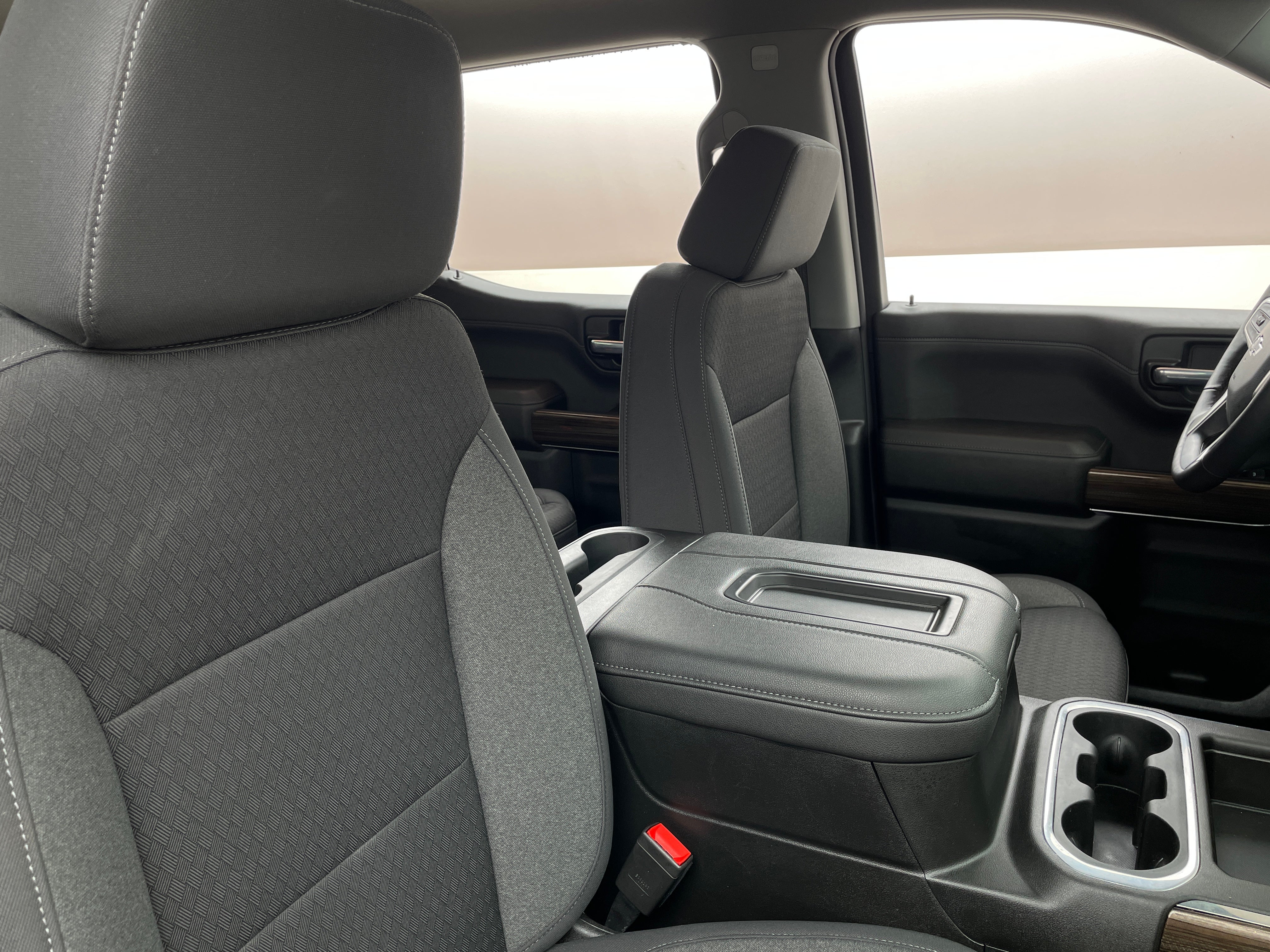 2022 Chevrolet Silverado 1500 Limited LT Trail Boss 2