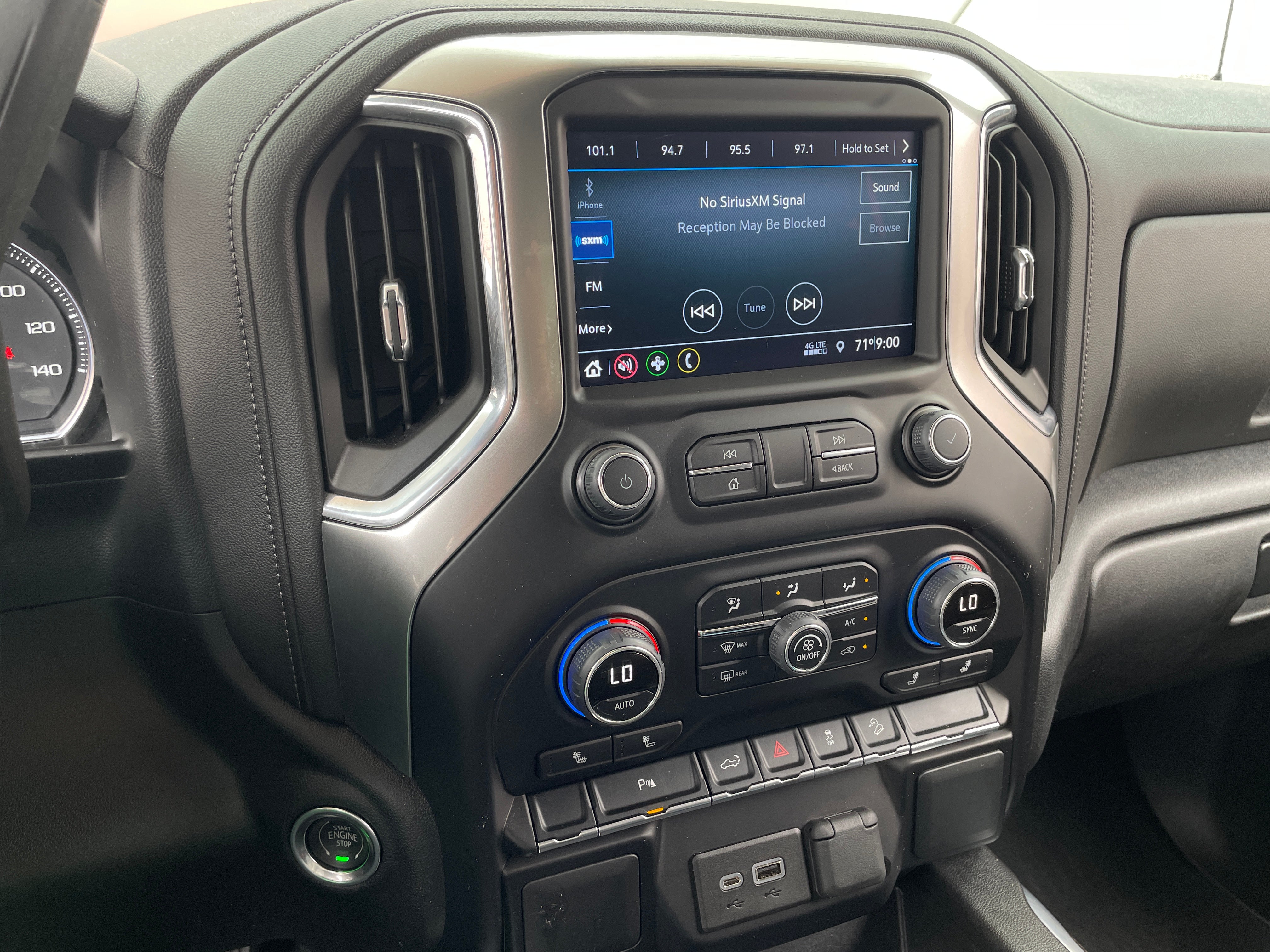 2022 Chevrolet Silverado 1500 Limited LT Trail Boss 4