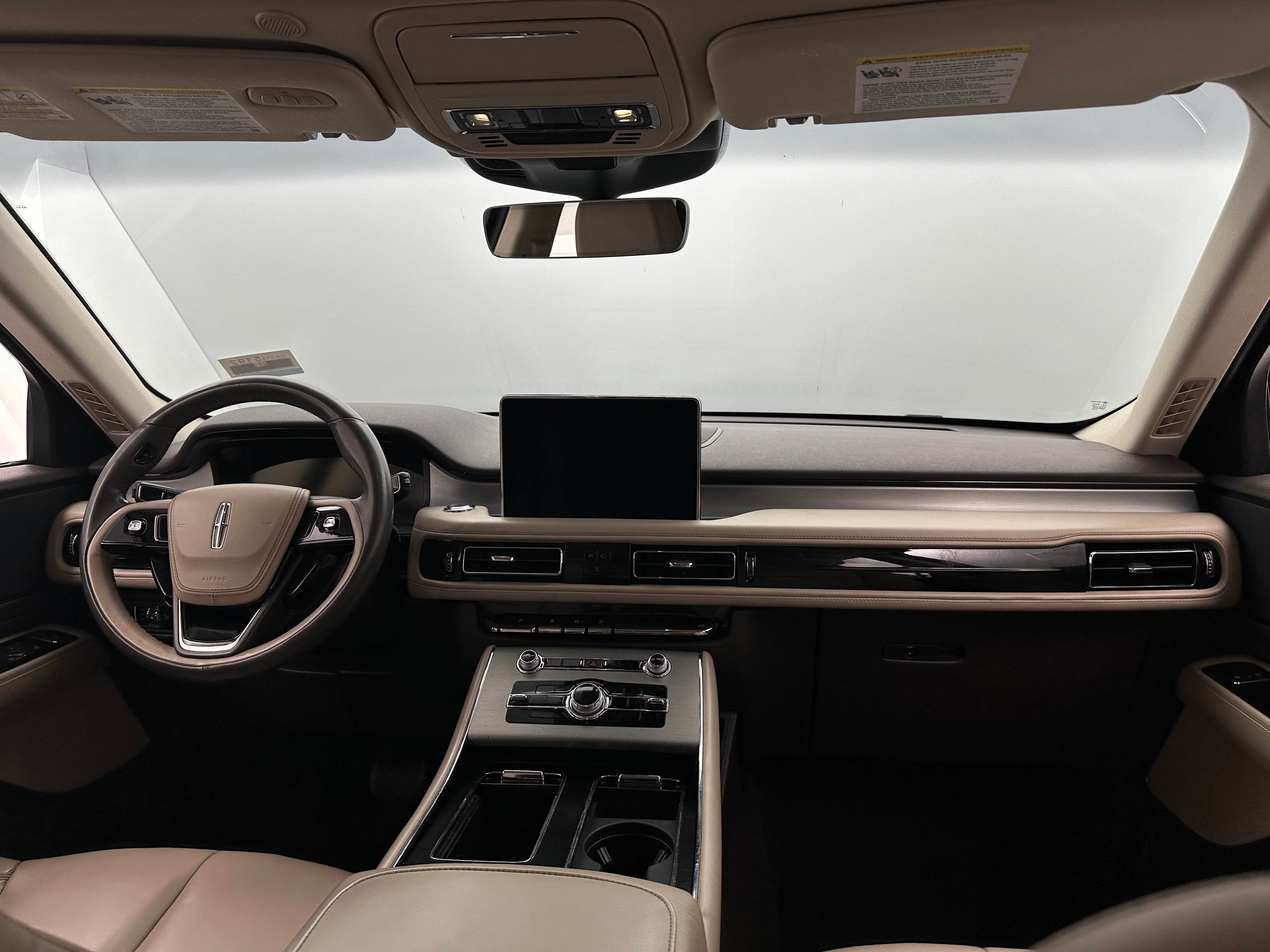 2020 Lincoln Aviator  2