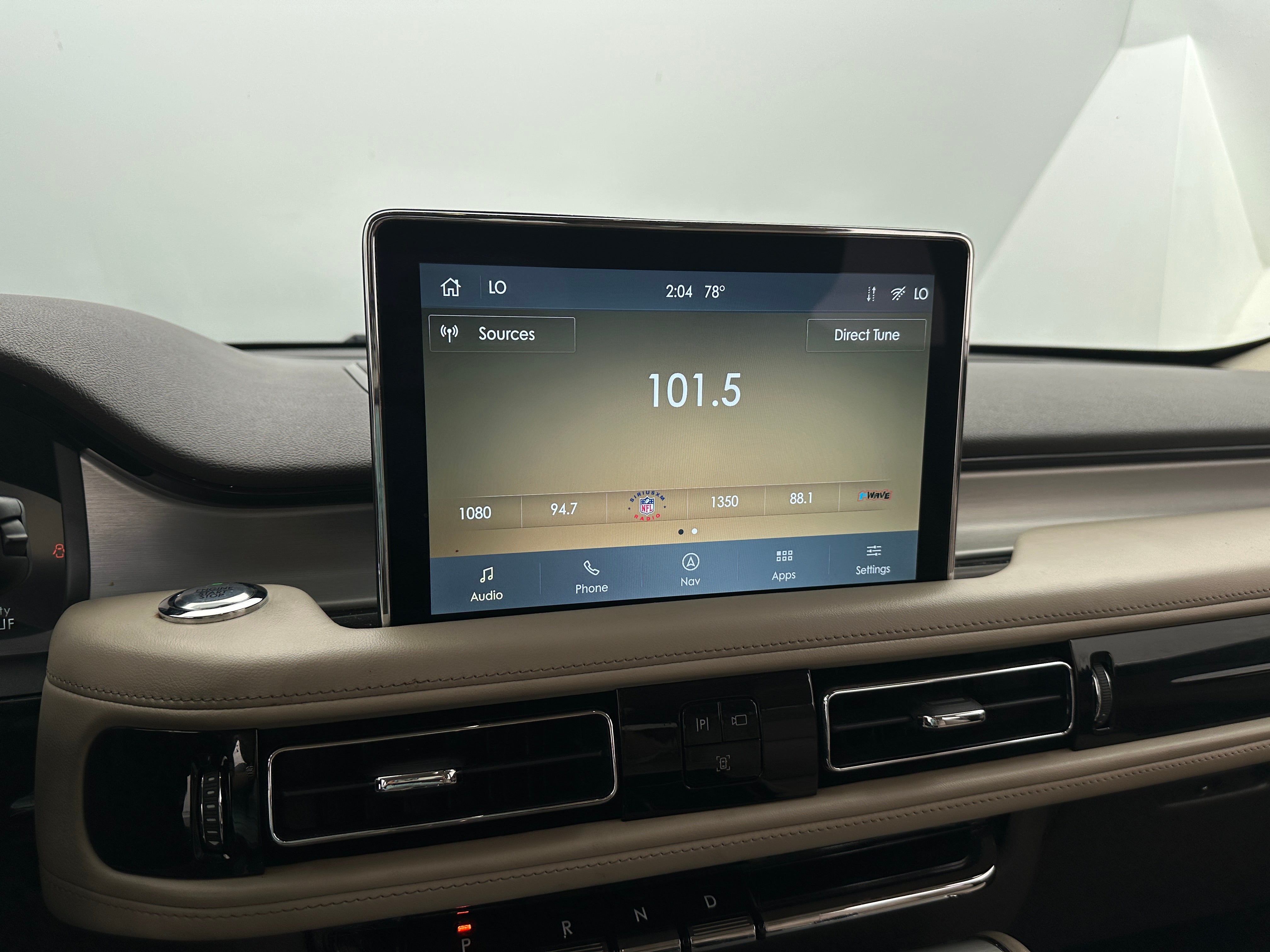 2020 Lincoln Aviator  3