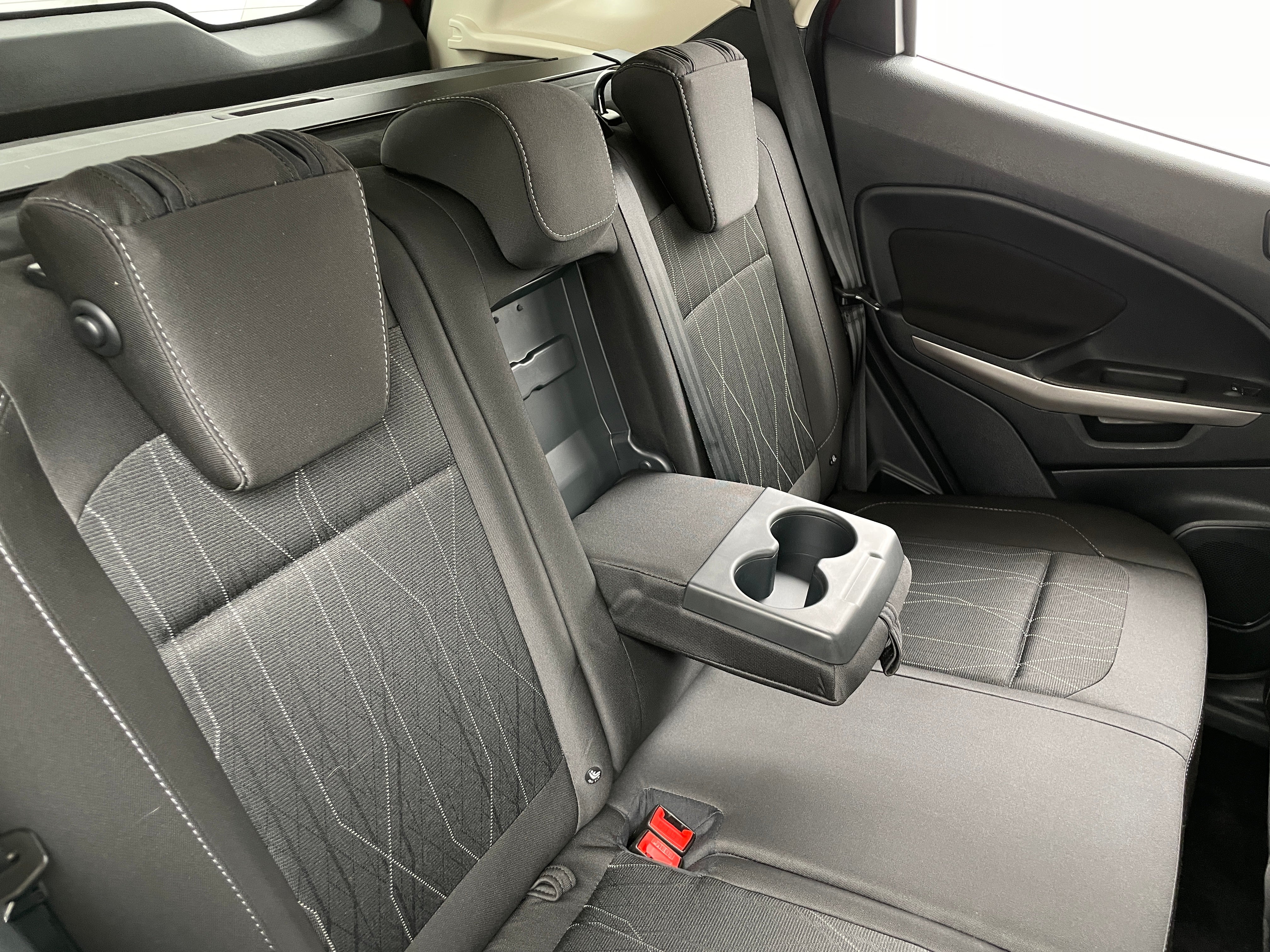 2018 Ford EcoSport SE 6