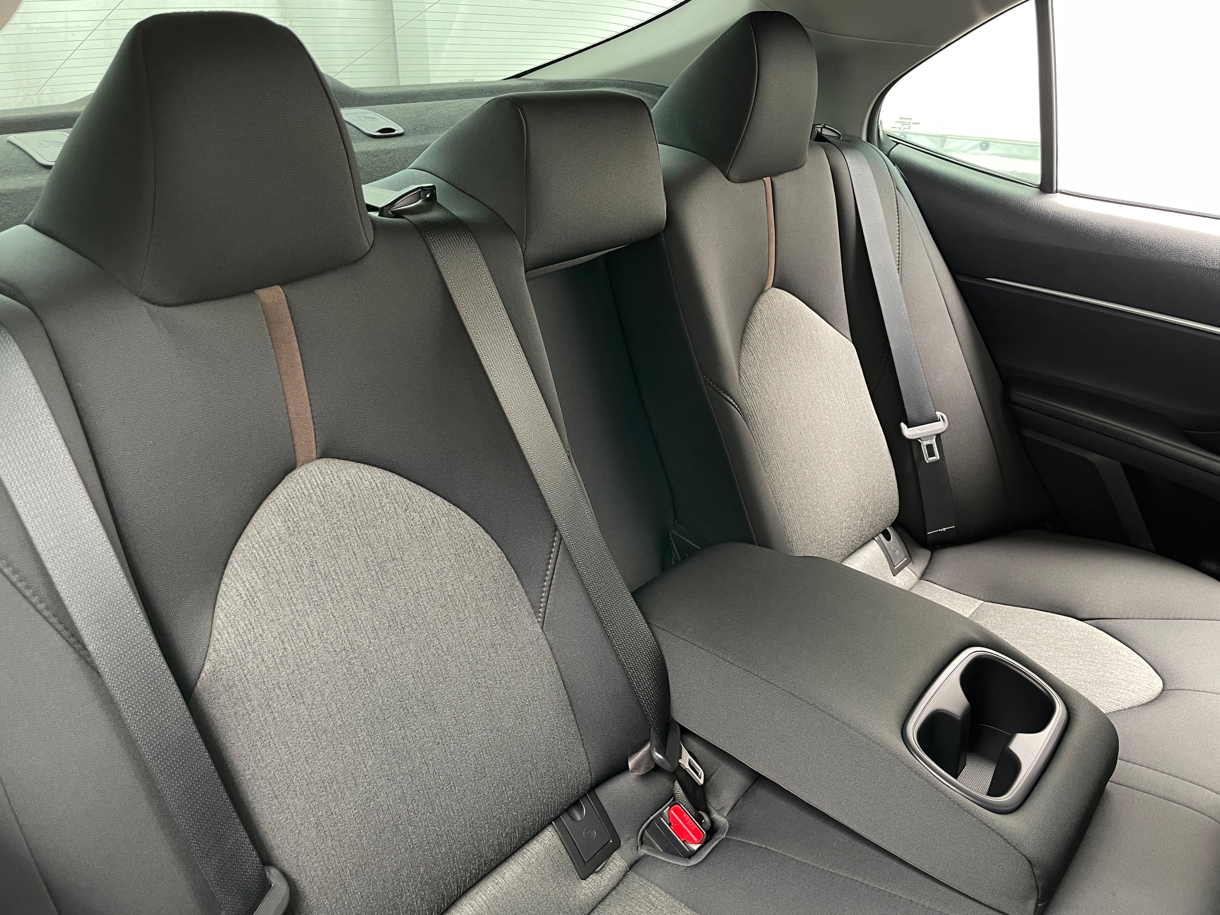 2019 Toyota Camry LE 6