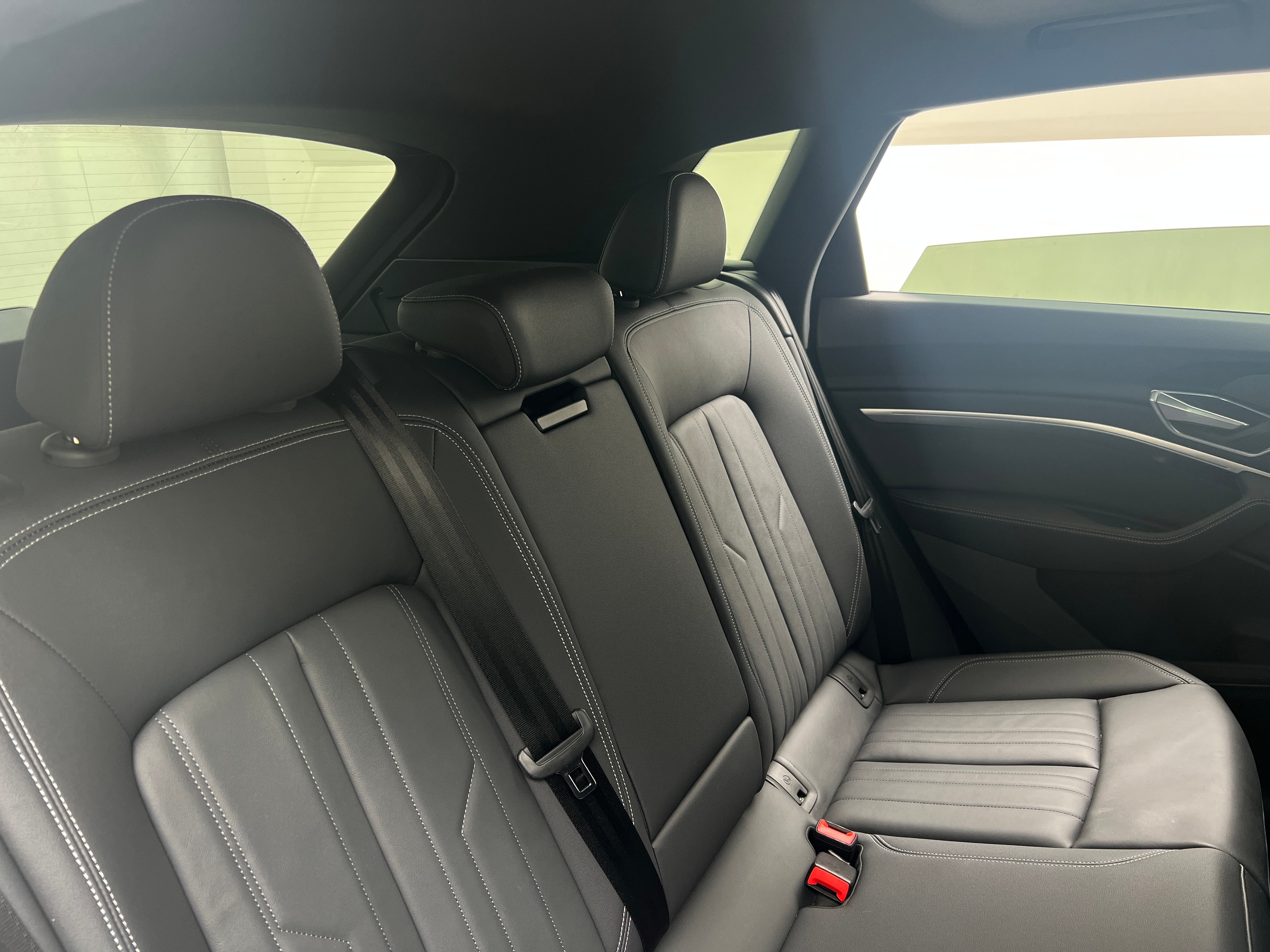 2022 Audi e-tron Premium 5