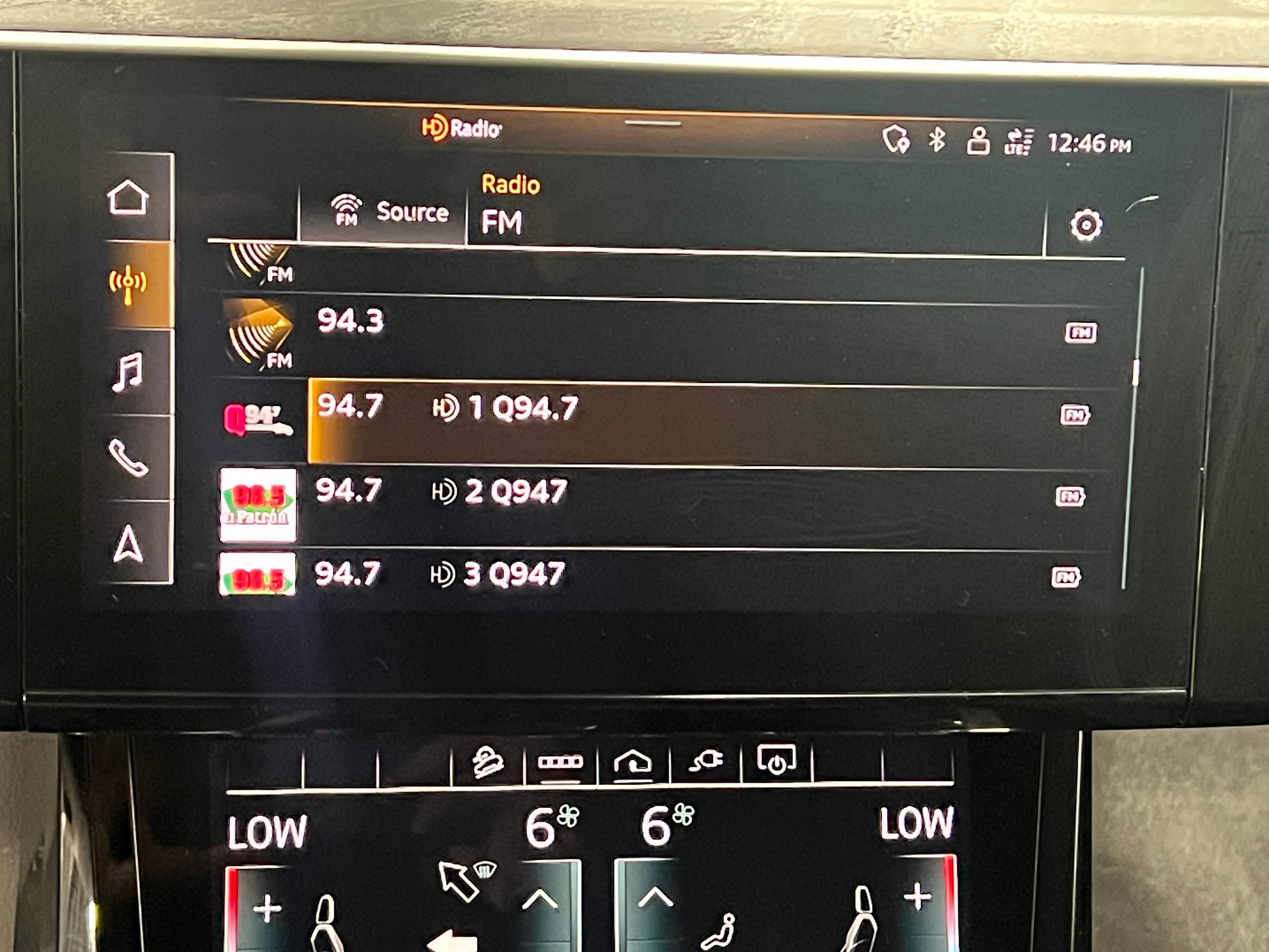 2022 Audi e-tron Premium 3