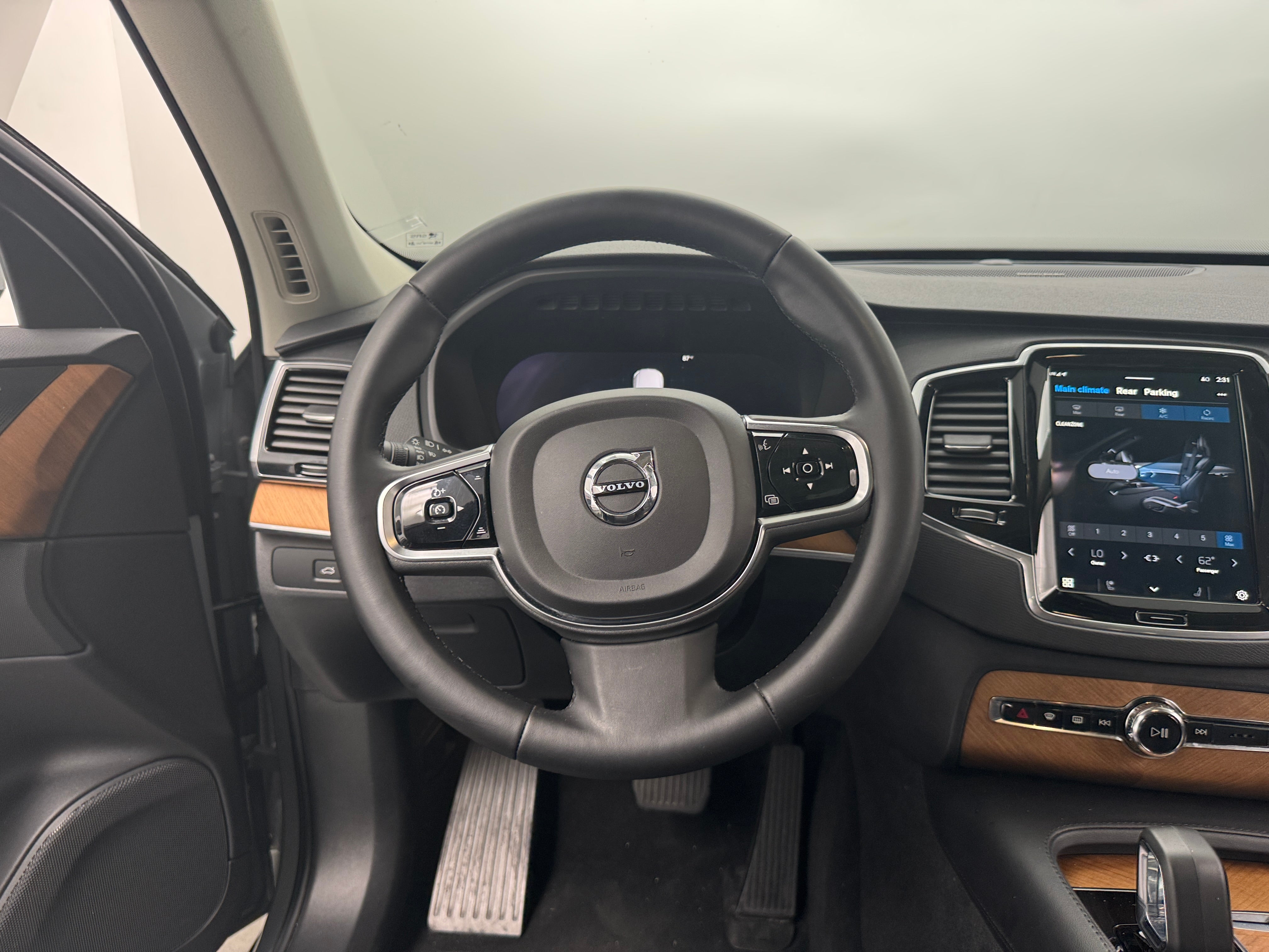 2024 Volvo XC90 B6 Plus 4