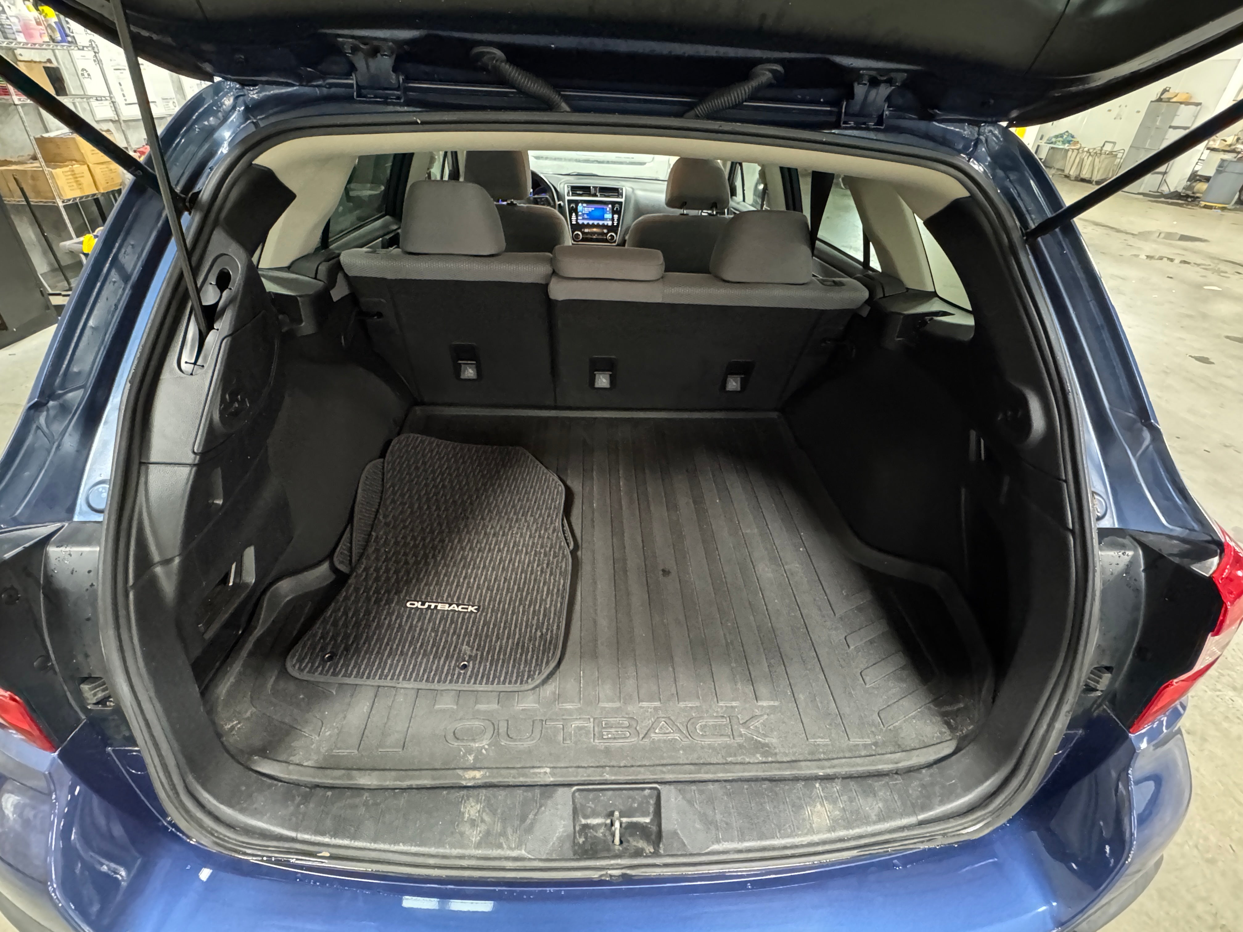 2019 Subaru Outback Premium 7