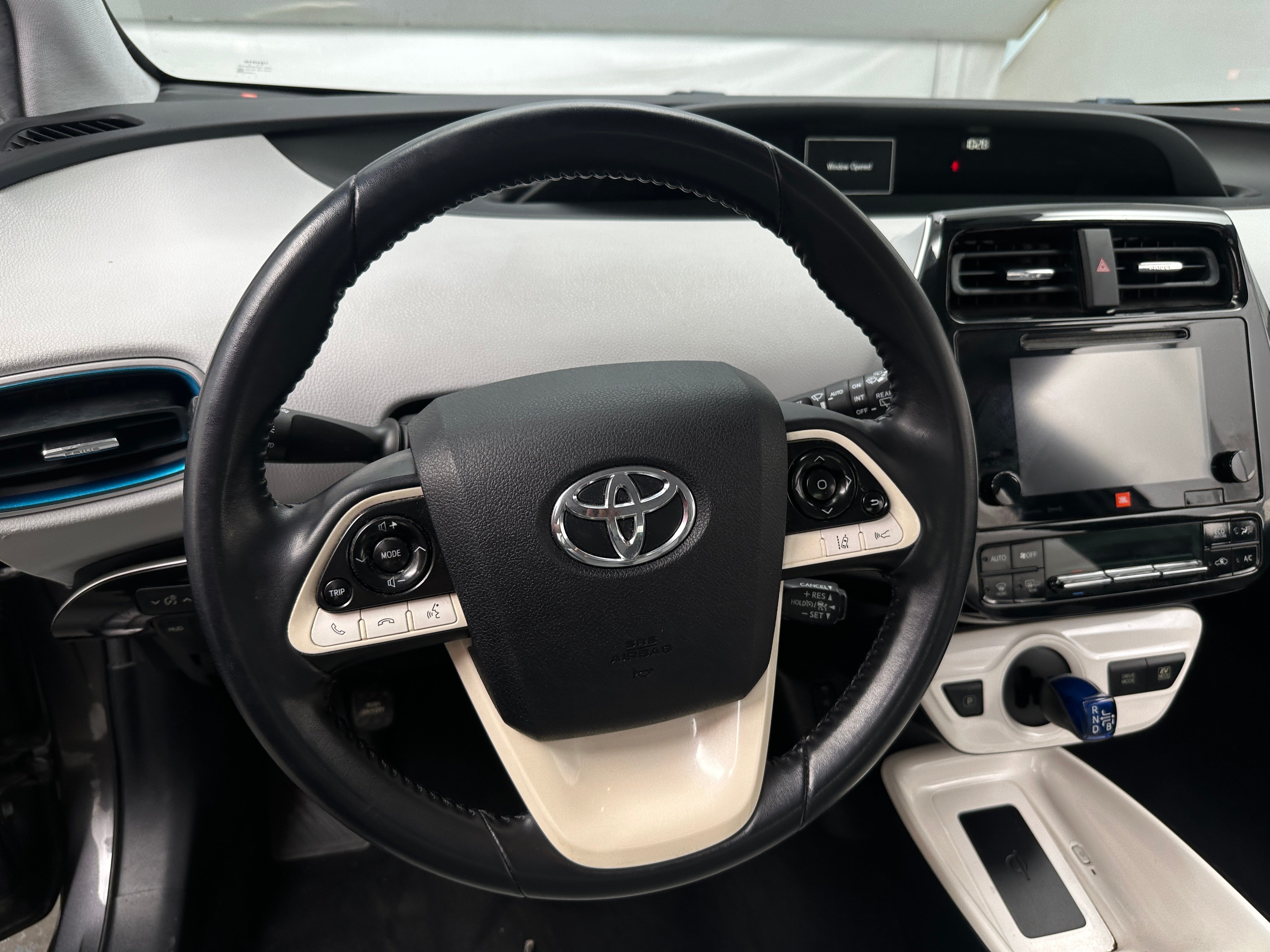 2016 Toyota Prius Four 4