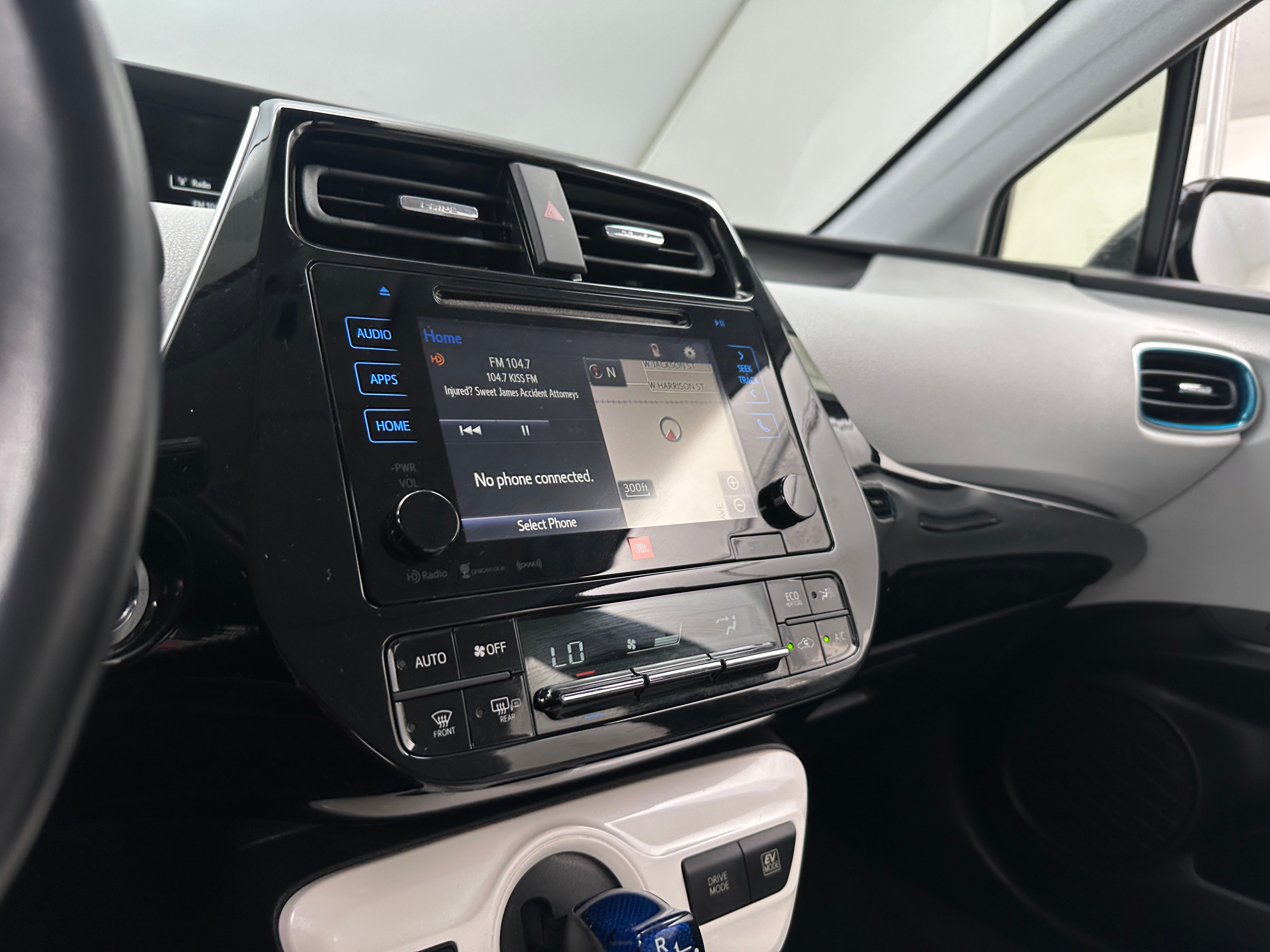 2016 Toyota Prius Four 3