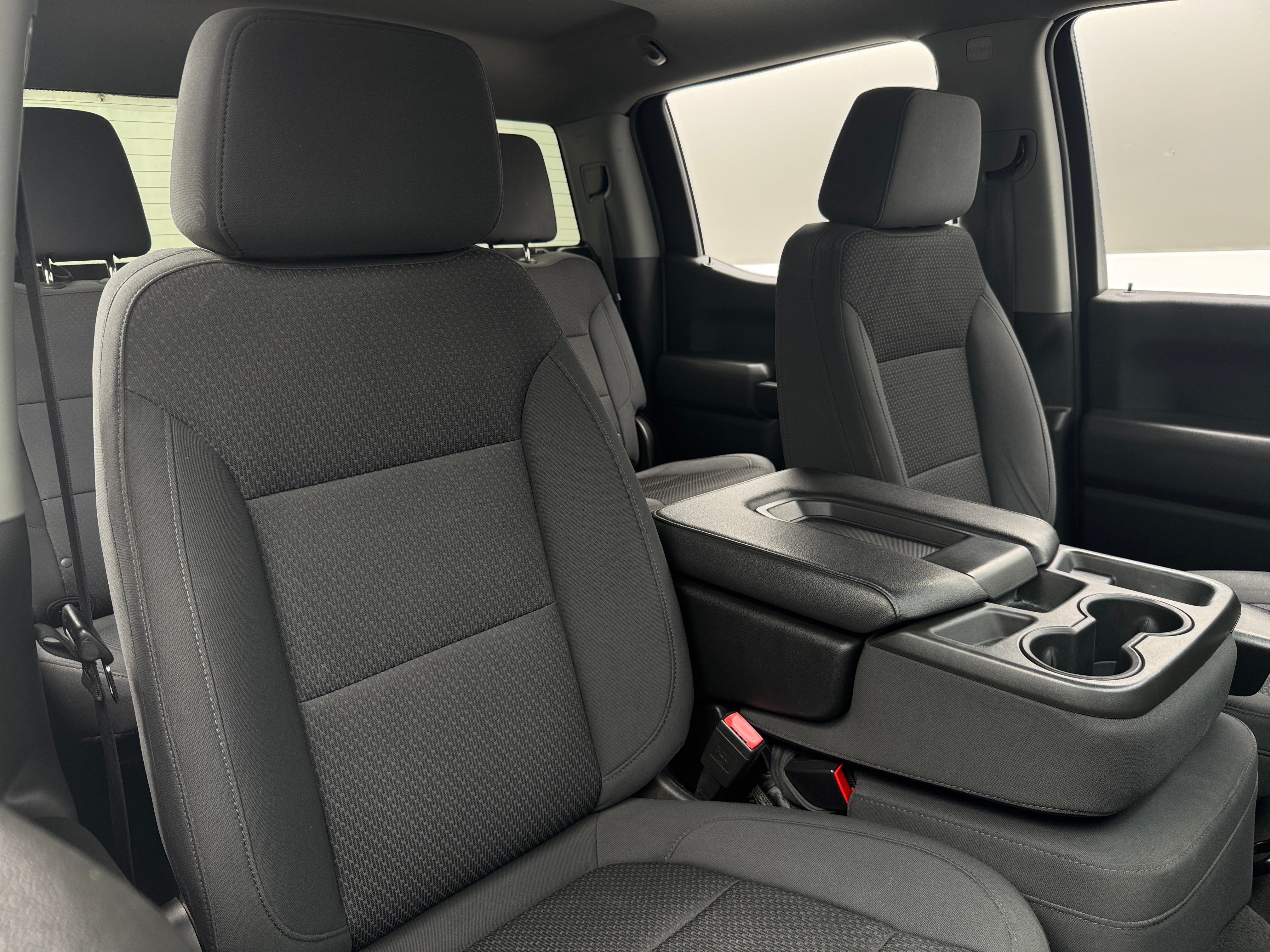 2021 Chevrolet Silverado 1500 Custom 2