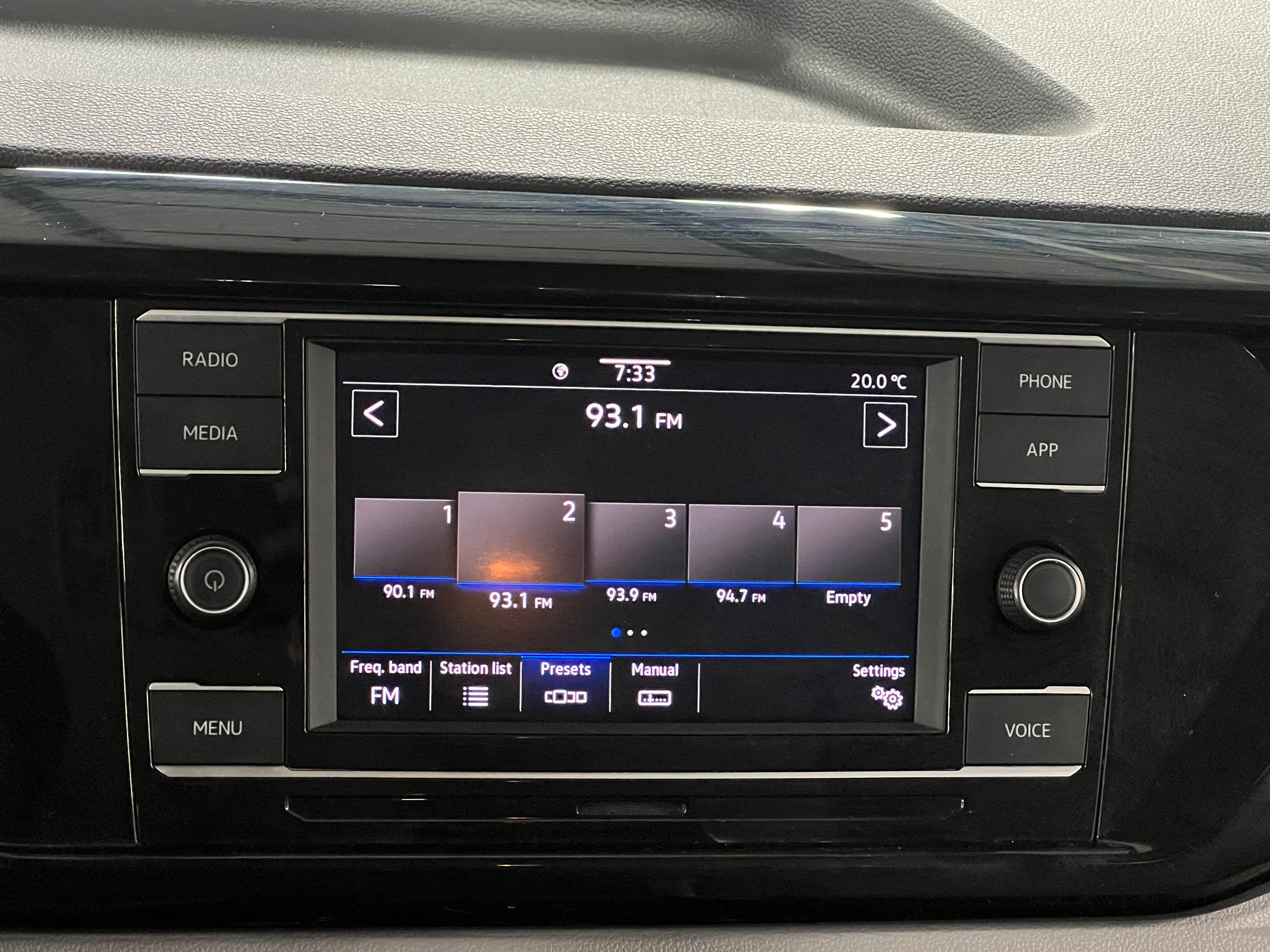 2024 Volkswagen Taos S 4
